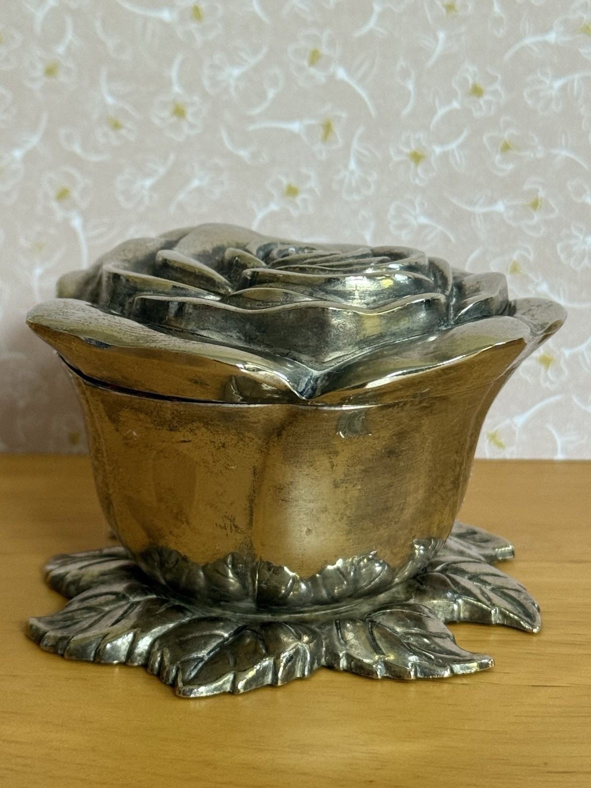 Godinger Silver Plated Rose Trinket Box Red Velvet Lining 4.25 Inch Diameter