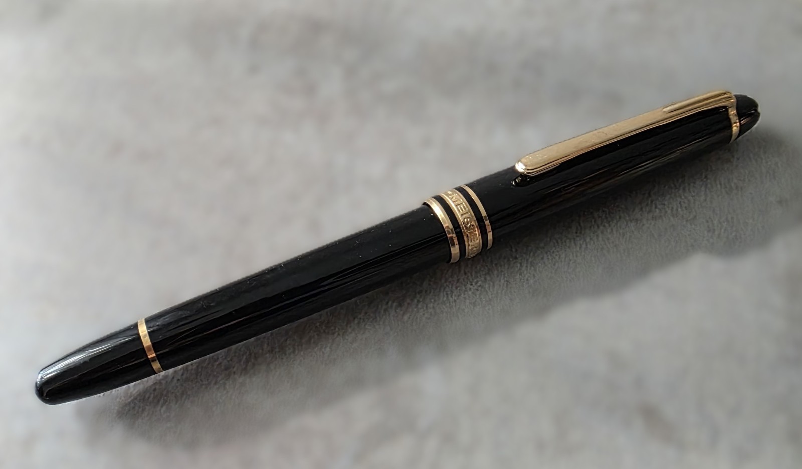 Late 80’s Transitional Montblanc Meisterstuck 144 Classique Fountain Pen 18k Nib