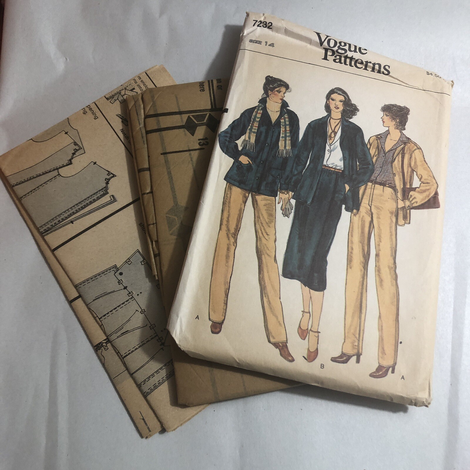 Vintage 70s/80s Vogue Jacket Trousers/Pants Skirt Sewing Pattern No 7232 uncut