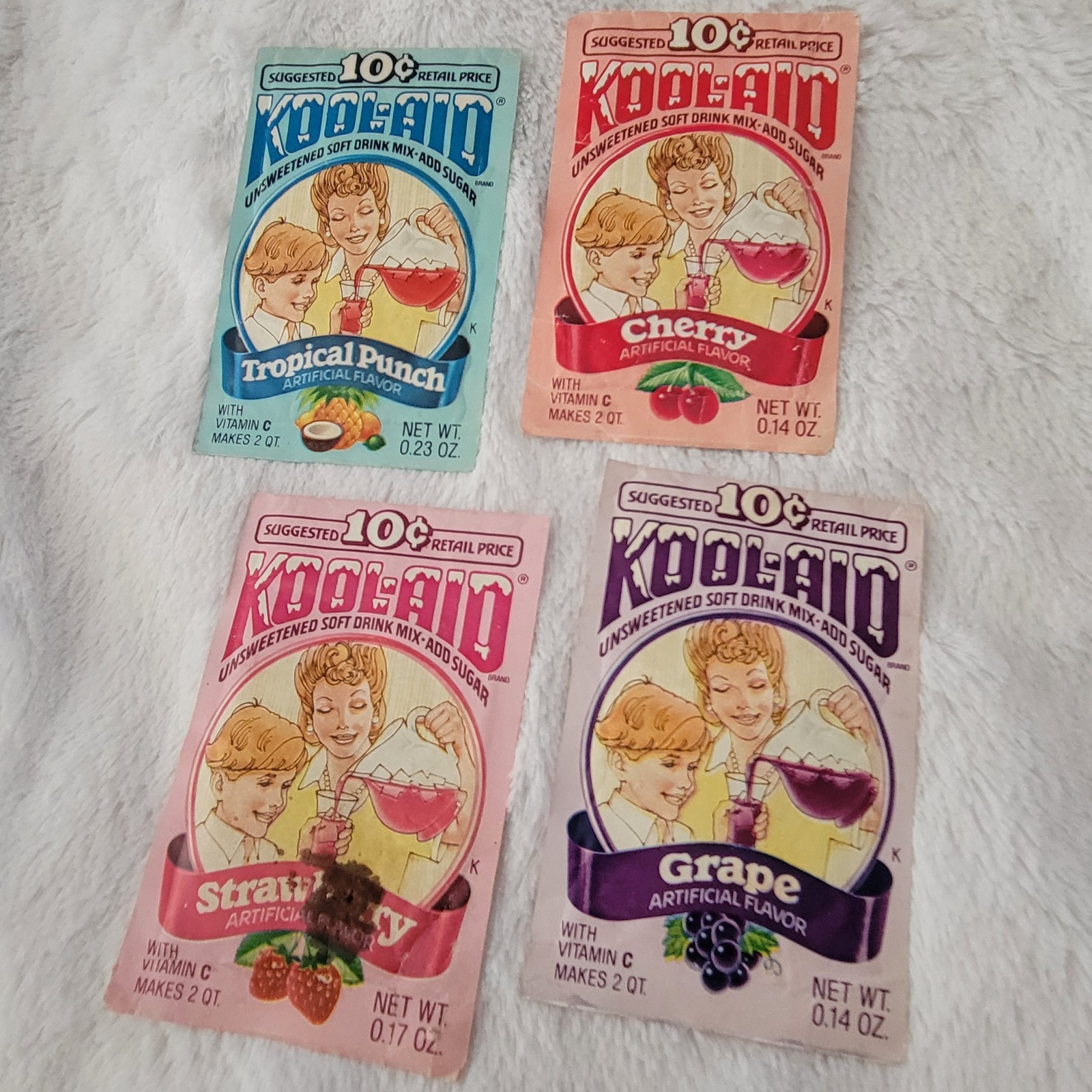 1950s Strawberry Grape Cherry Tropical Punch Kool-Aid Packets With Contents READ