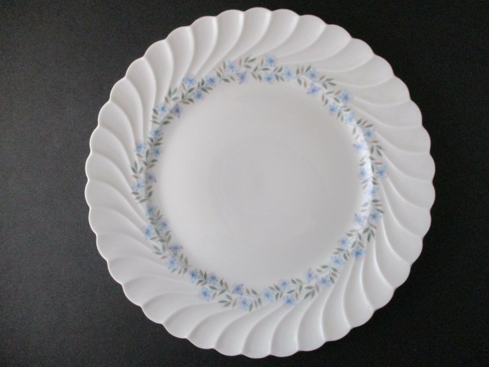 HAVILAND GENTIANE DINNER PLATE 10 3/8″ -0905J