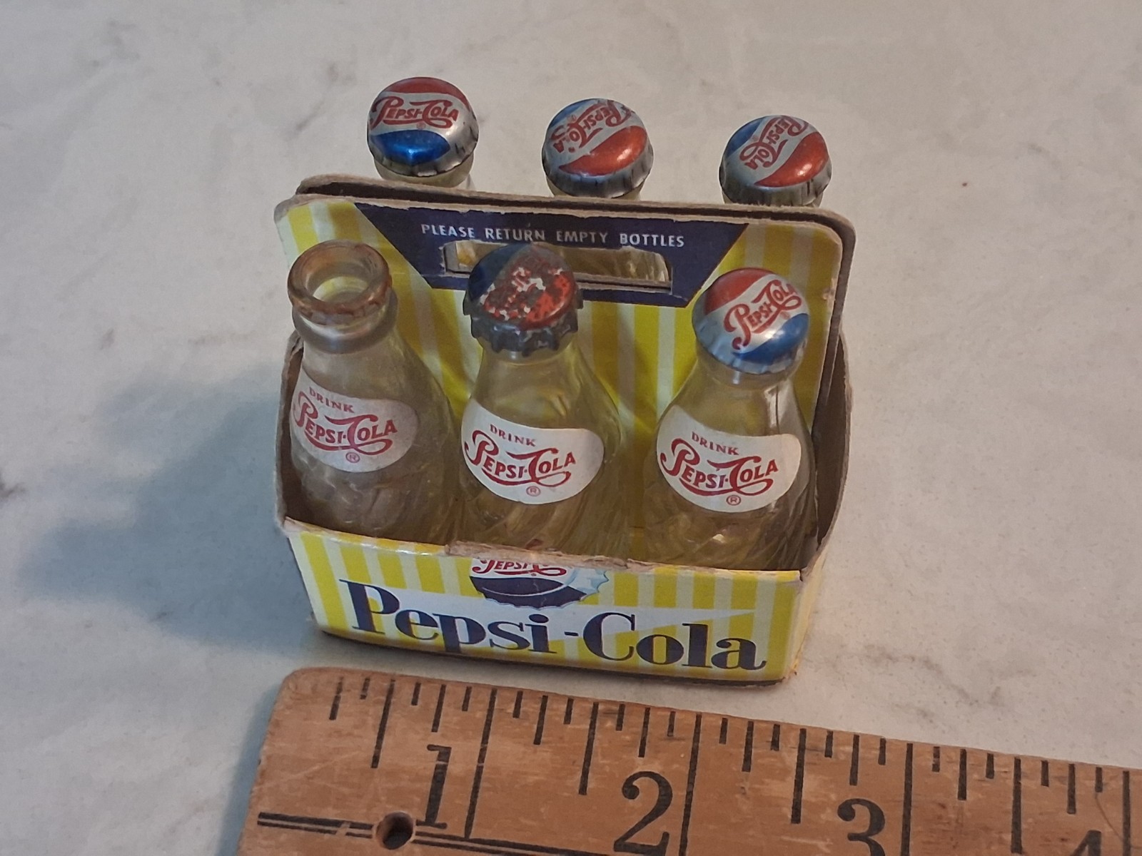 Vintage Pepsi Miniature Soda Bottles w/ Six Pack Carton