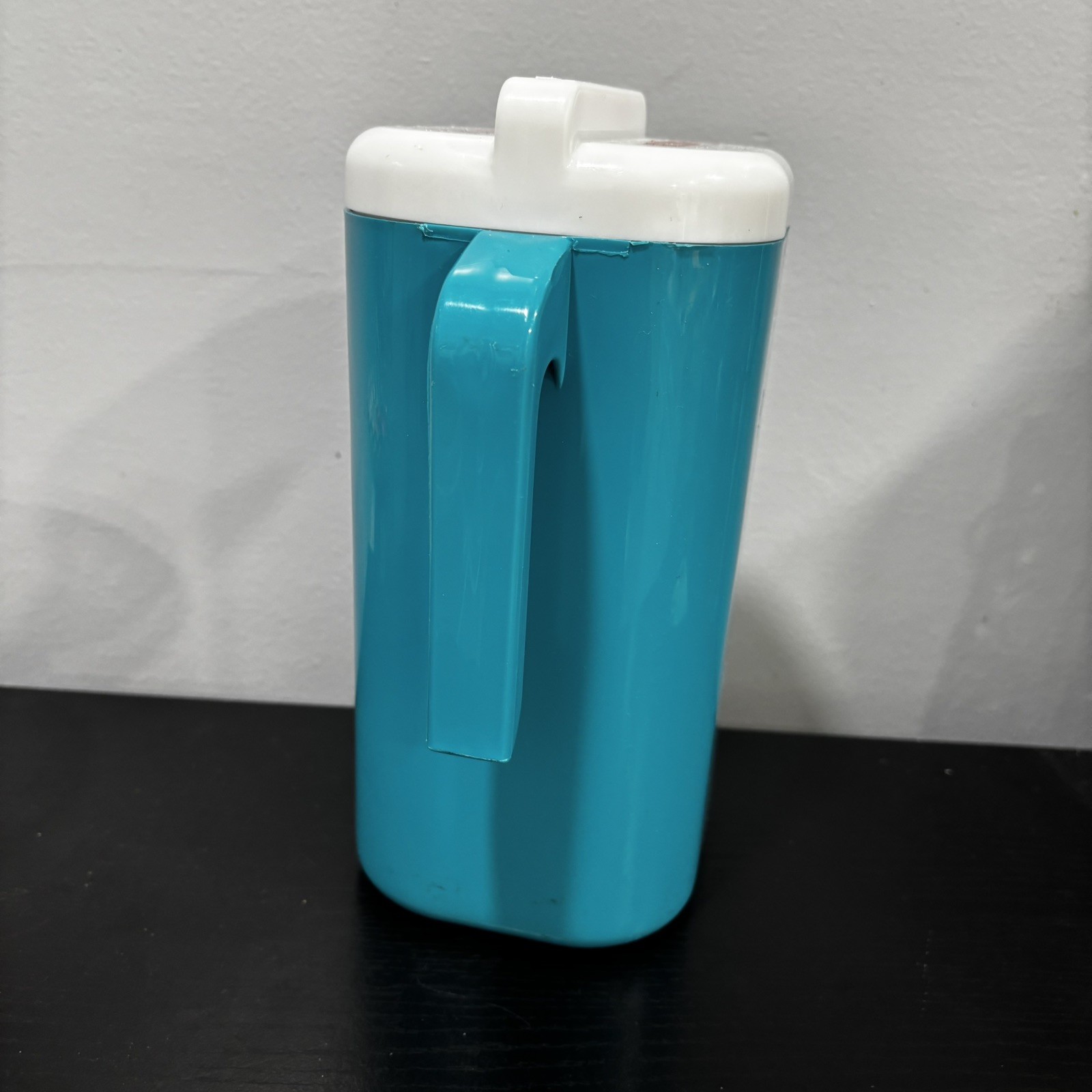 Vintage 1970s LIPTON ICED TEA Aqua 63 oz Plastic Pitcher with Lid EUC
