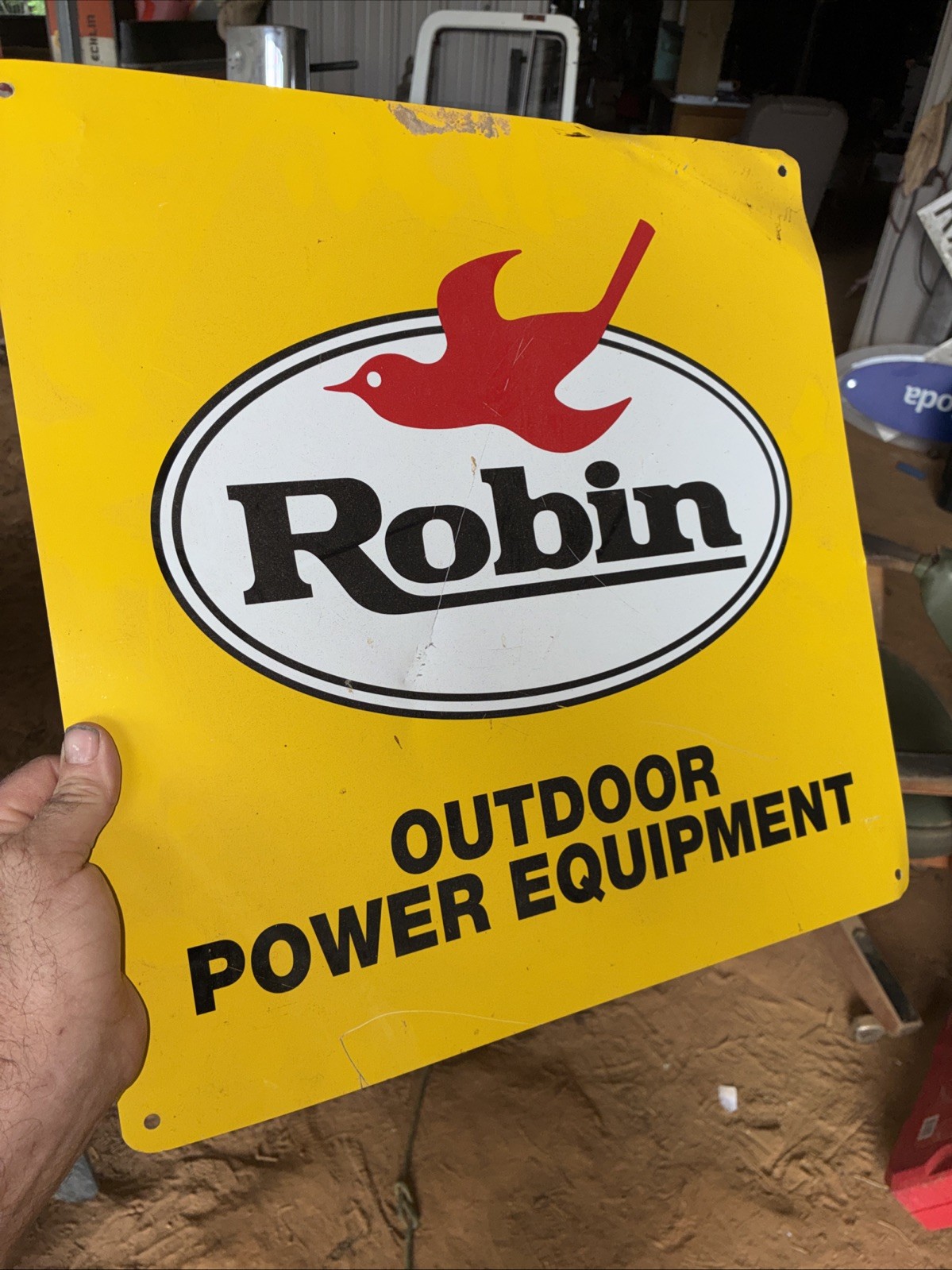 VINTAGE METAL ADVERTISING SIGN ROBIN OUTDOOR POWER EQUIPMENT 18″ Bird