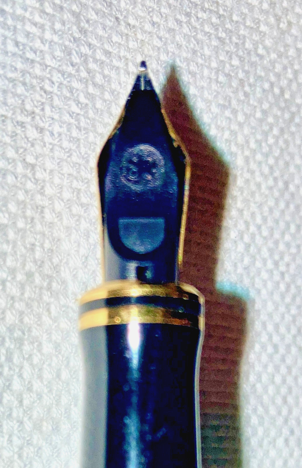 PARKER DUOFOLD CENTENNIAL Red Orange Fountain Pen-1990-18 Kt Nib #80-UK-New Cdn.