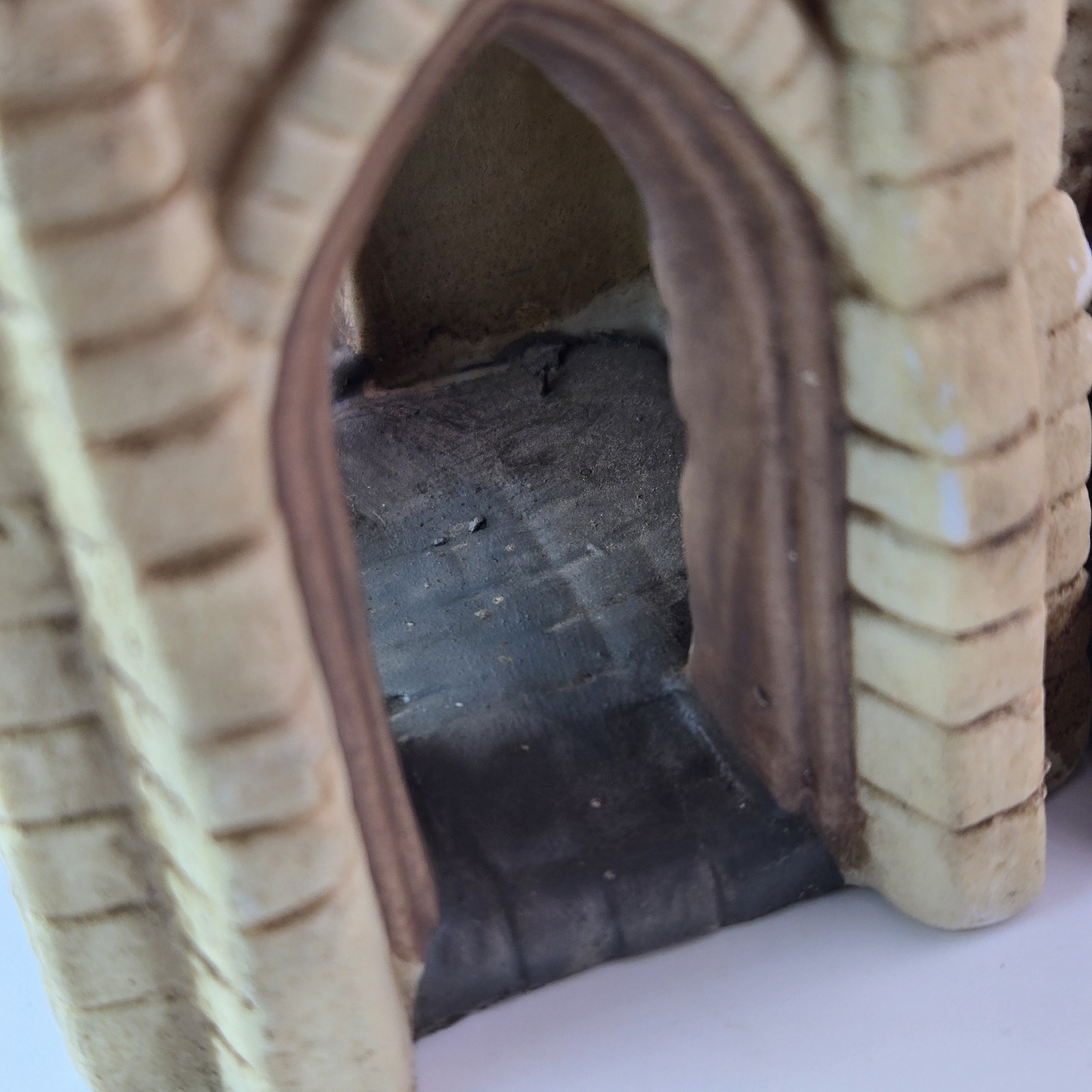 ​1996 Dickens Collectibles Classic Series Porcelain Cathedral Village Church
