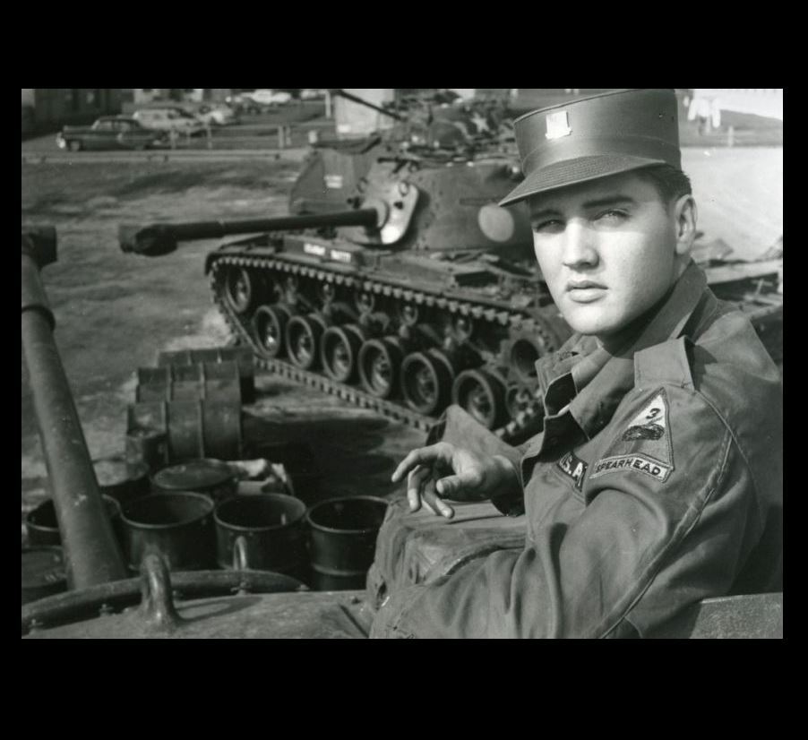 Elvis Presley Military PHOTO Germany Tank US Army Uniform