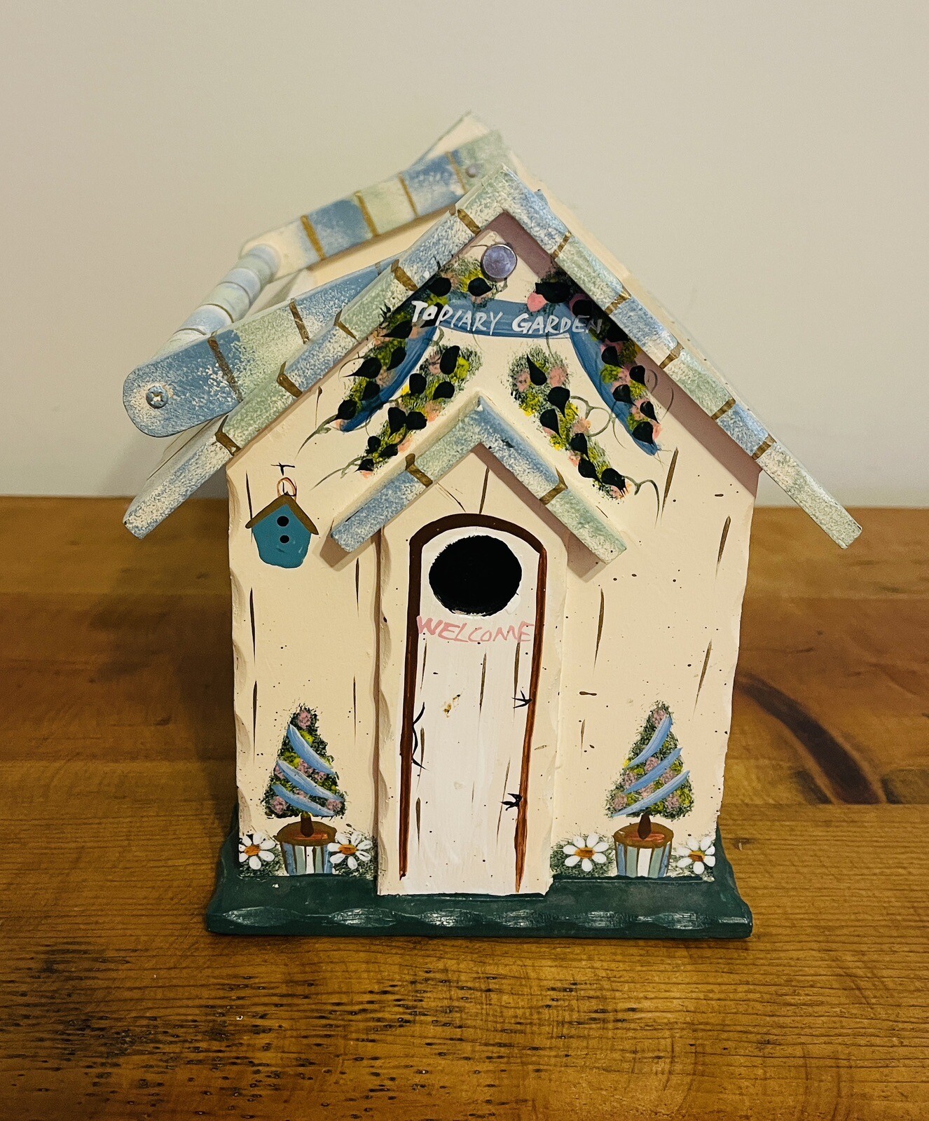 Wood Sectioned Cottage Farmhouse Basket w Handle Cream Blue Green