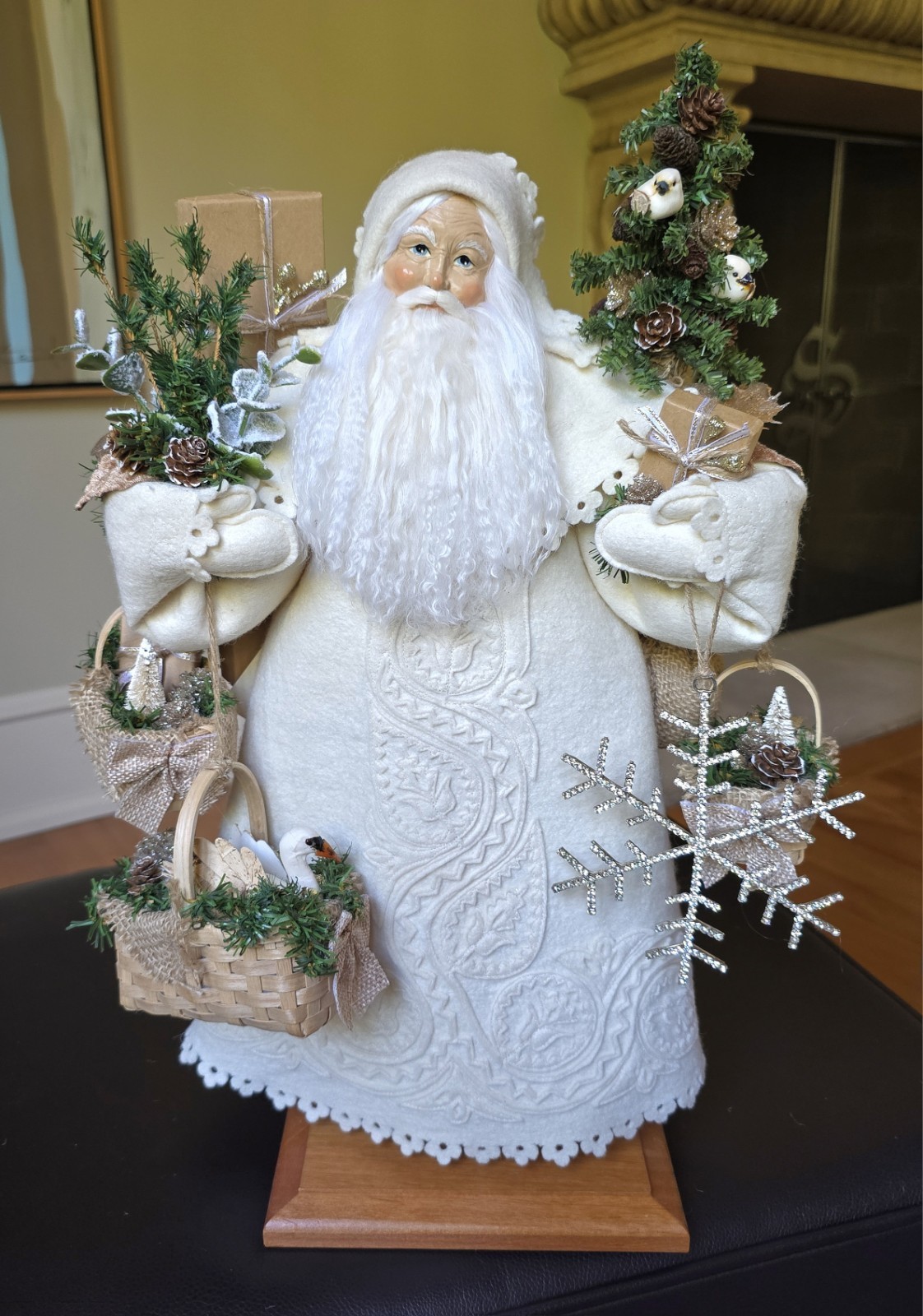 LYNN HANEY Santa “Visions of Winter” Limited Ed. #58/75 Style 1909 Signed 1999