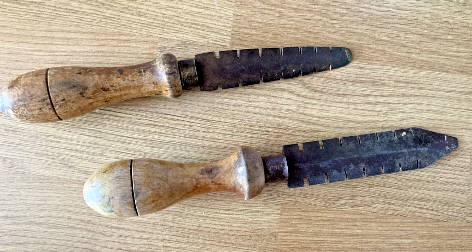 Vintage – Pair Saw Setting Tools – 1940s as found for restoration? – Freepost UK