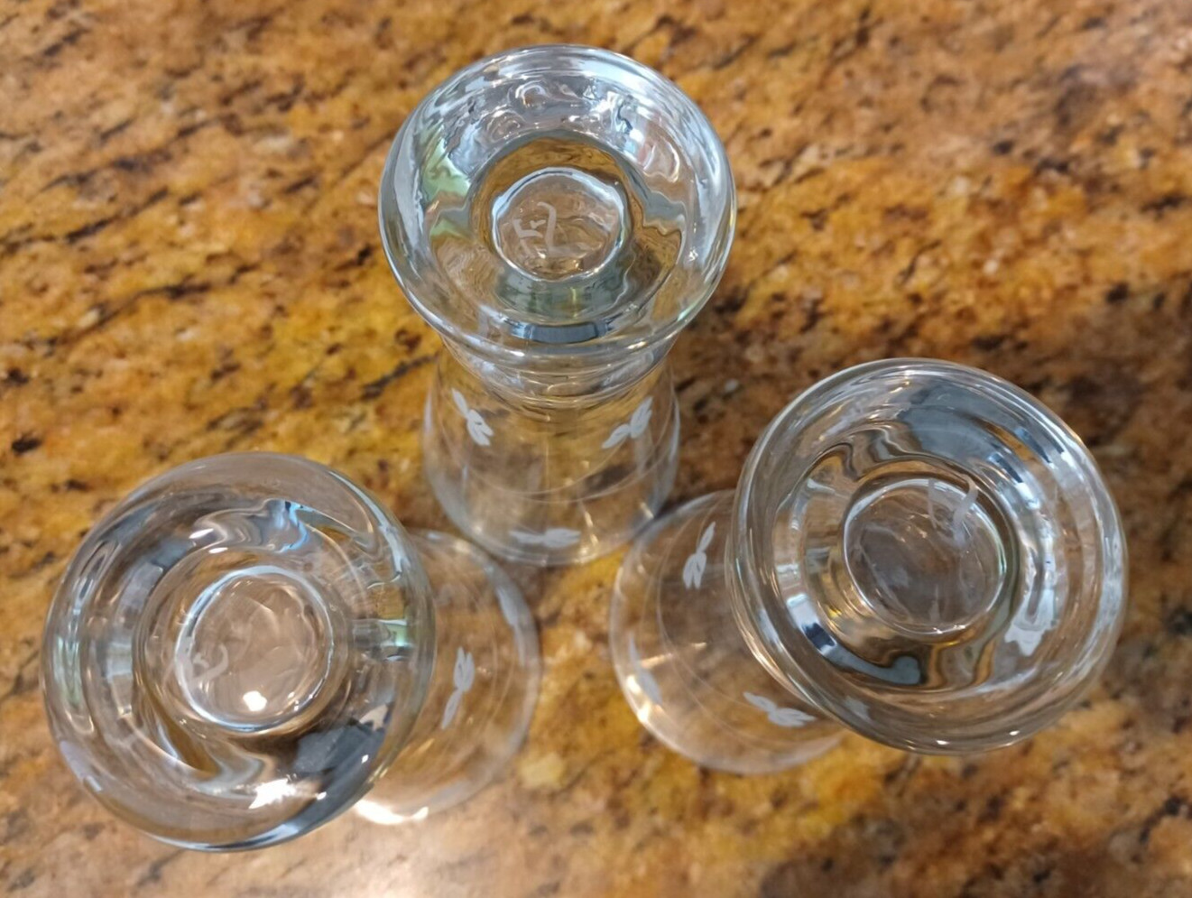 3 Clear Eamon Shamrock Glasses 6.77″ Tall
