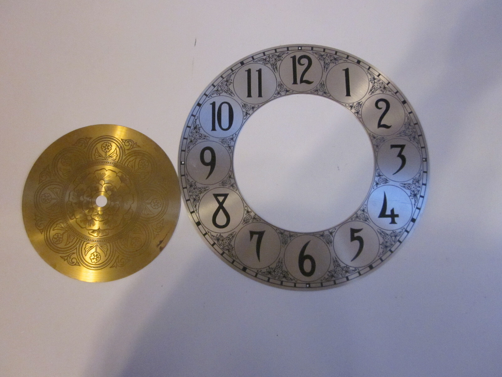 Vtg Brushed silver Round Clock Face 9-5/8″ REGULAR #S BRASS CENTER DECO DISC
