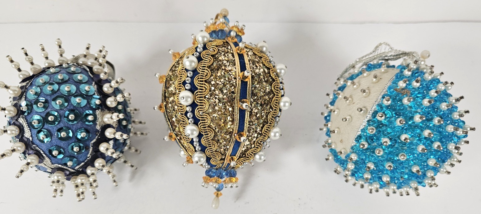 3 Vintage Ornate Embellished Push Pin Bead Christmas Ornament Blue Gold 2.5″