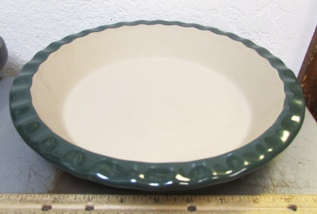 Home & Garden party ltd bakeware Pie plate, 10.75 inch, 3.5 pounds, dark green