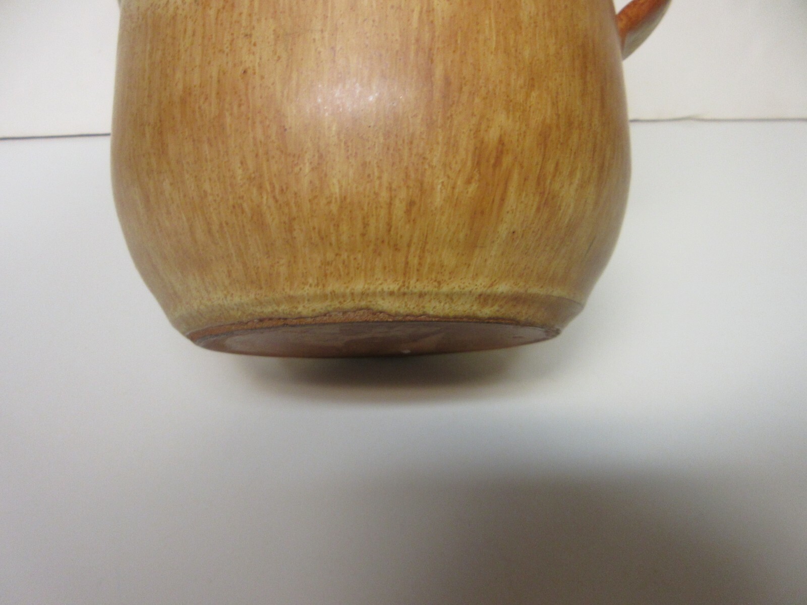 ROSEVILLE POTTERY ICE LIP PITCHER Tan Brown 1915 – 1925 Blue Rv MARK