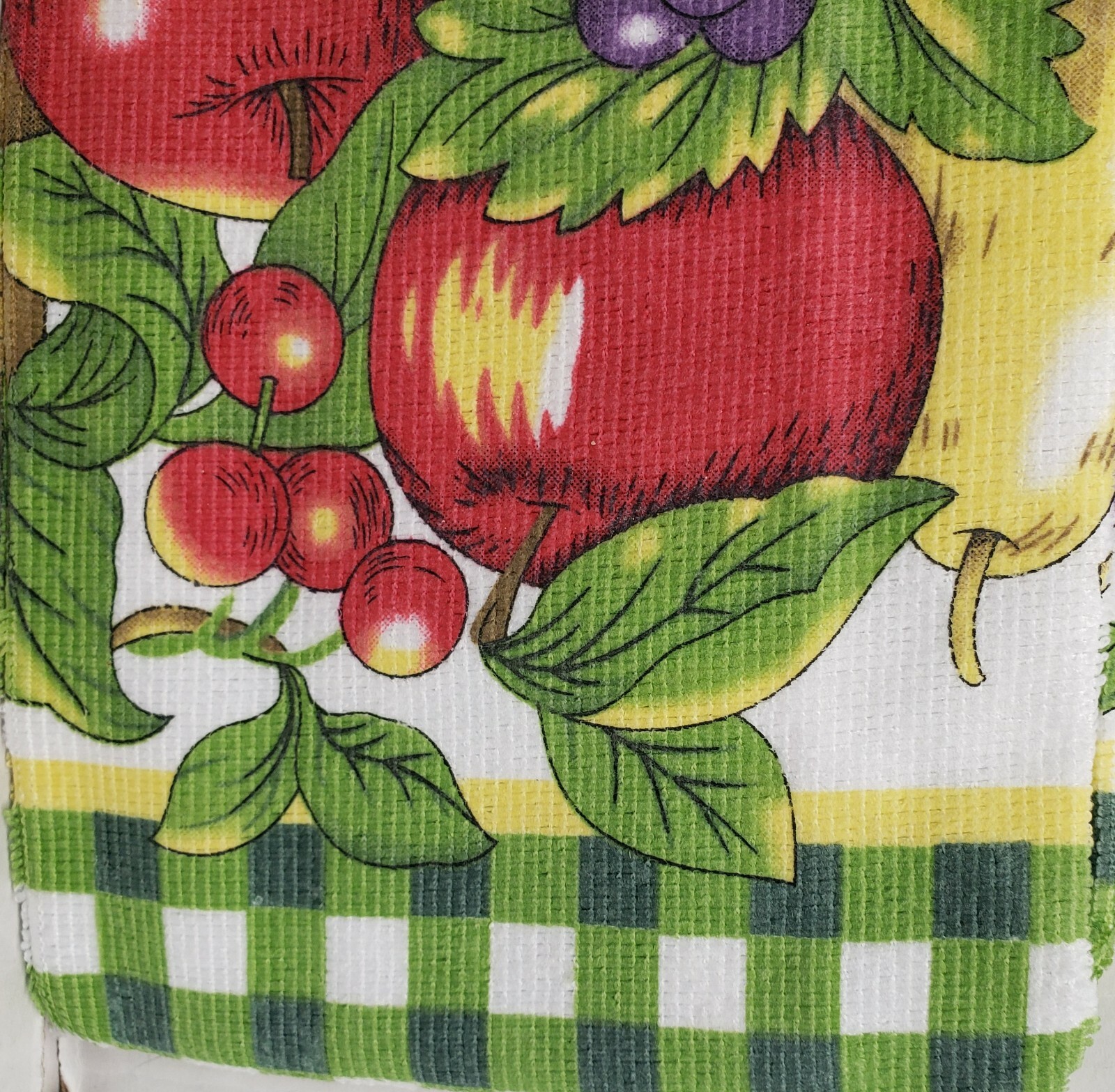 2 SAME KITCHEN MICROFIBER TOWELS (15″x25″) BRIGHT FRUITS