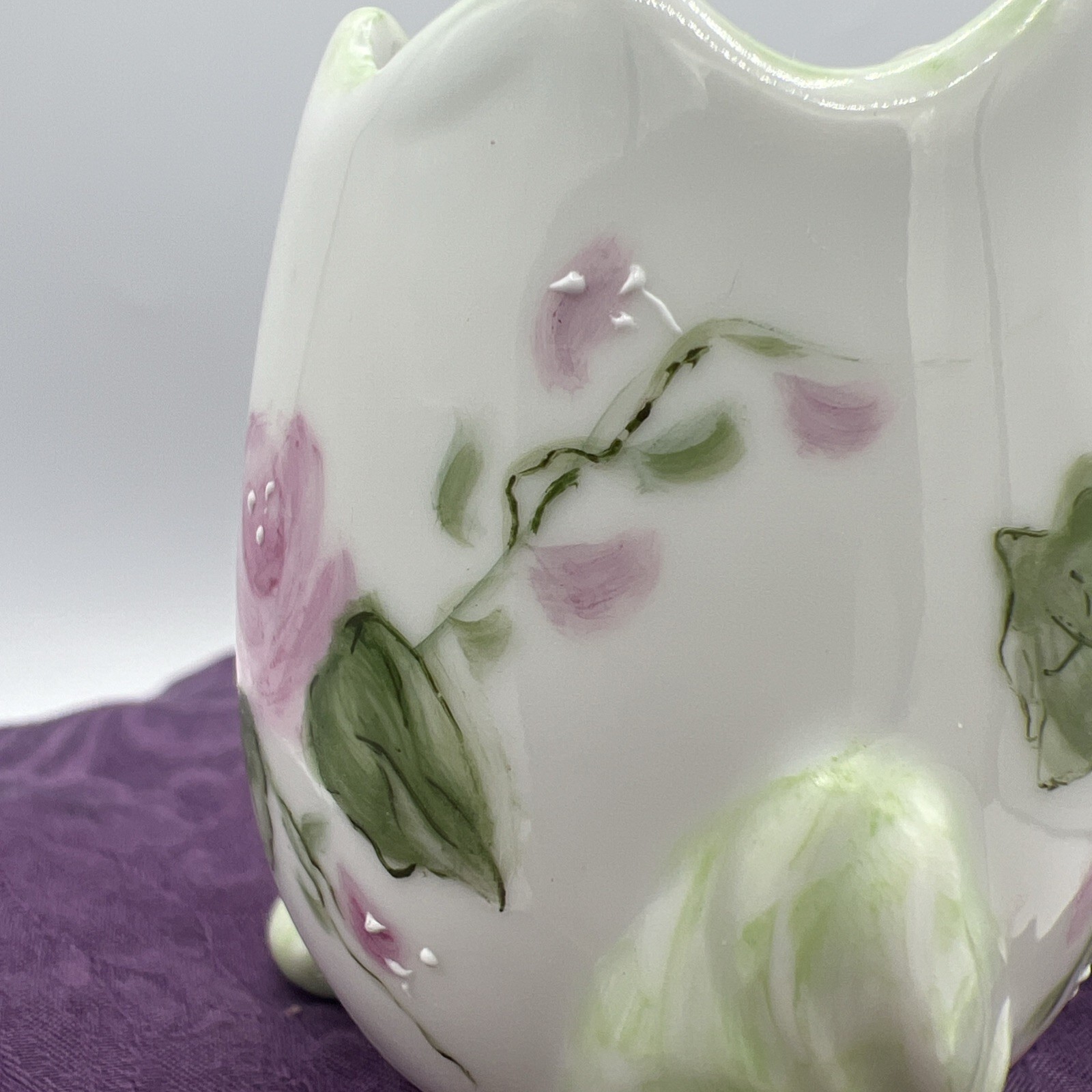 Vtg Cracked Egg 3 Footed Trim Hand Painted Roses Porcelain Signed Corrine 1999