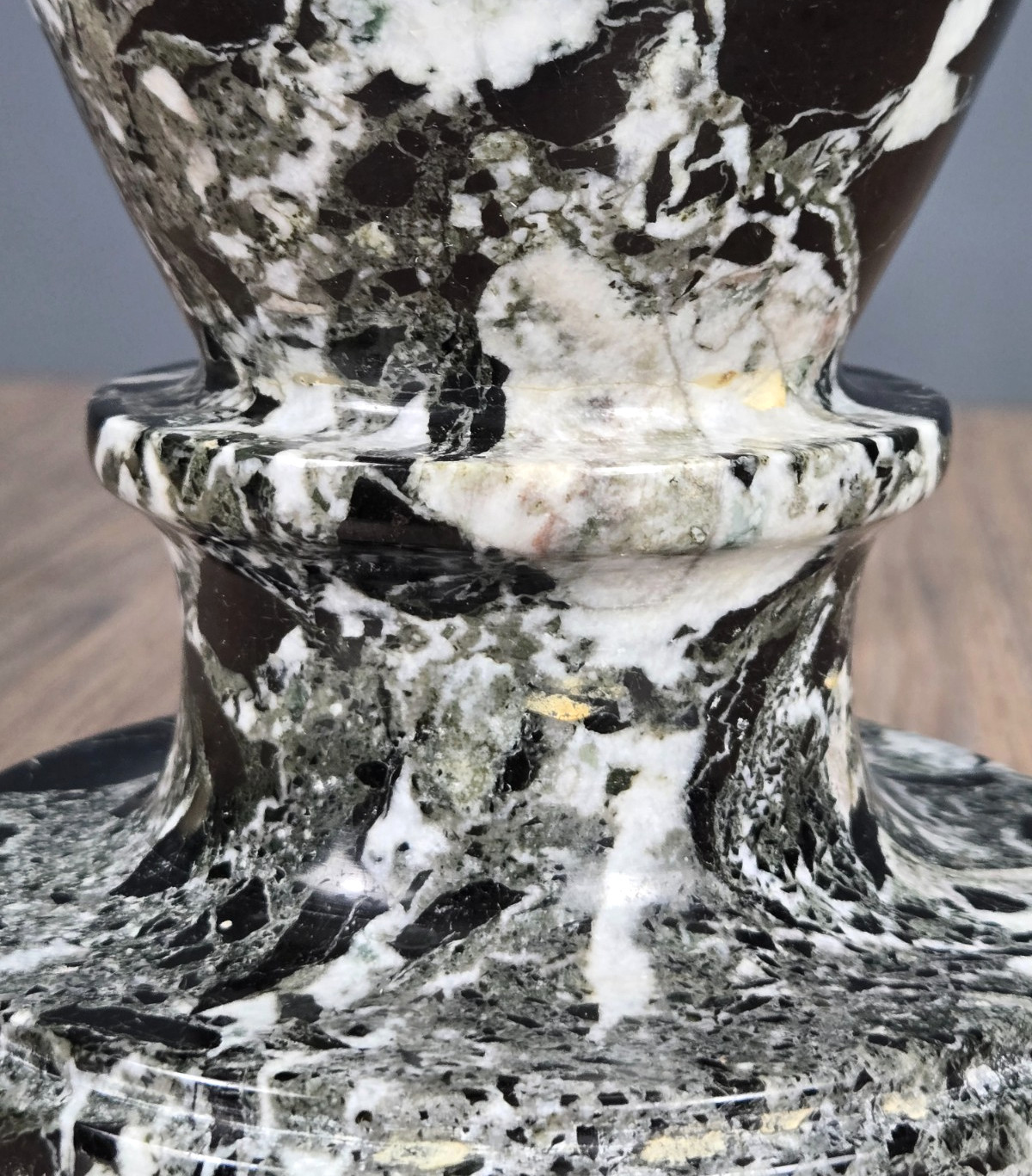 Solid black & white swirl marble urn table lamp, 28″, 20 pounds! brass