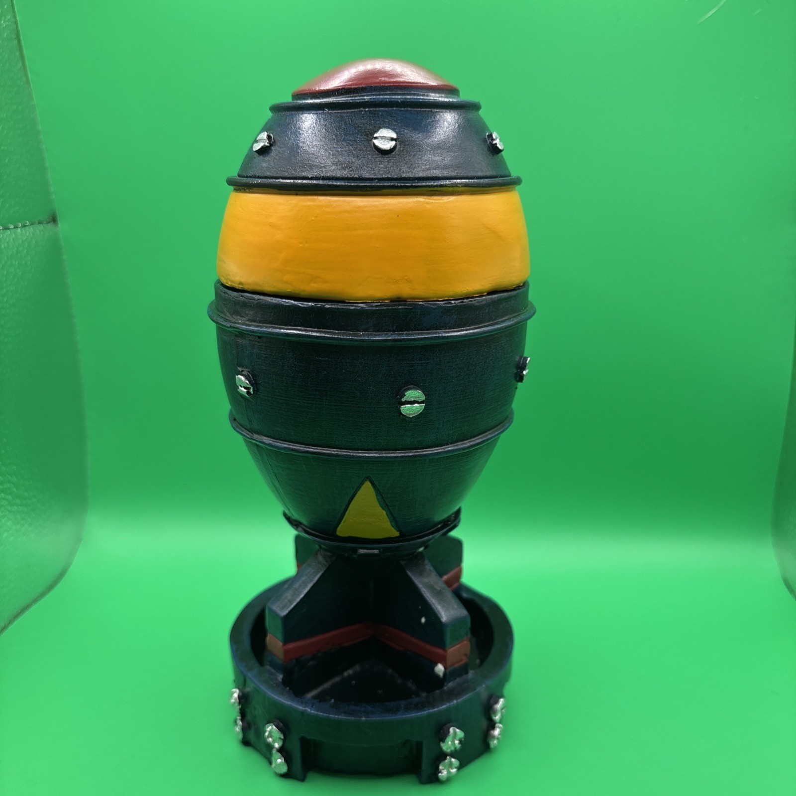 Fallout Mini Nuke Replica with Hidden Storage 8”Cosplay Display Desk Organizer