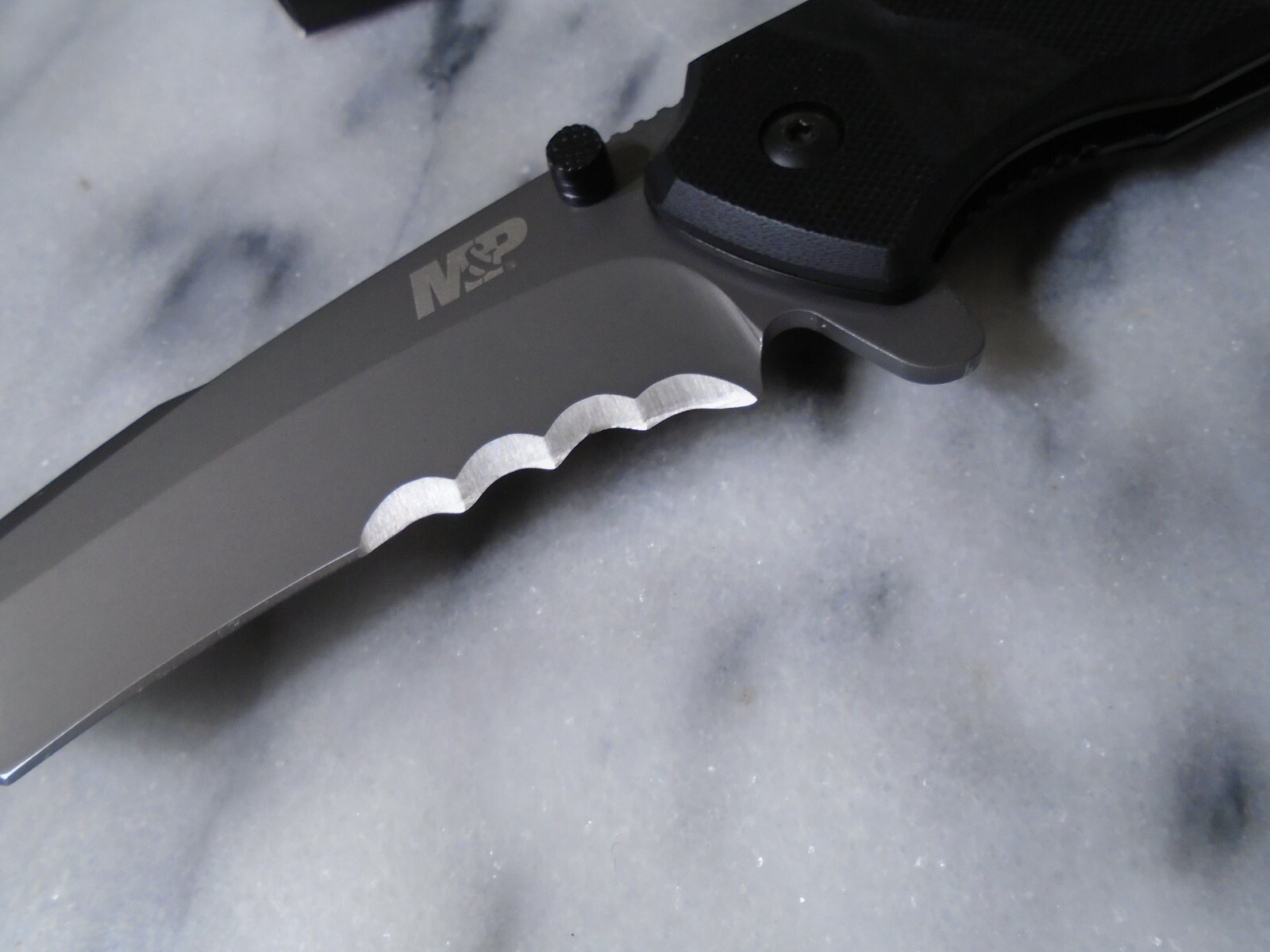 Smith & Wesson M&P Assisted Open Special Ops Tanto Pocket Knife 9Cr18MoV 9.25″