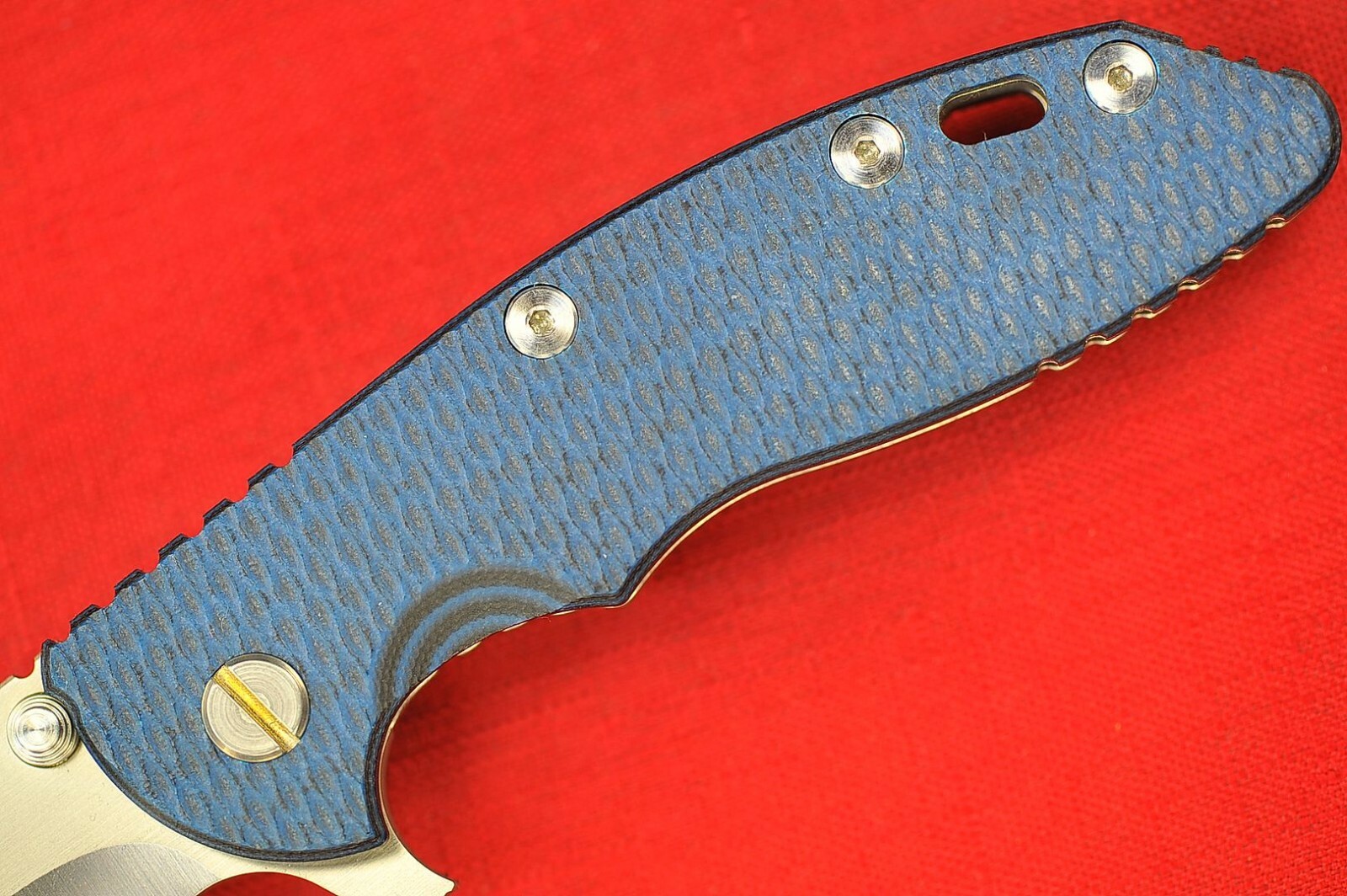 Custom Rick Hinderer Slicer 3rd Gen XM18 3.5″ Satin Finished Flipper, Blue G10