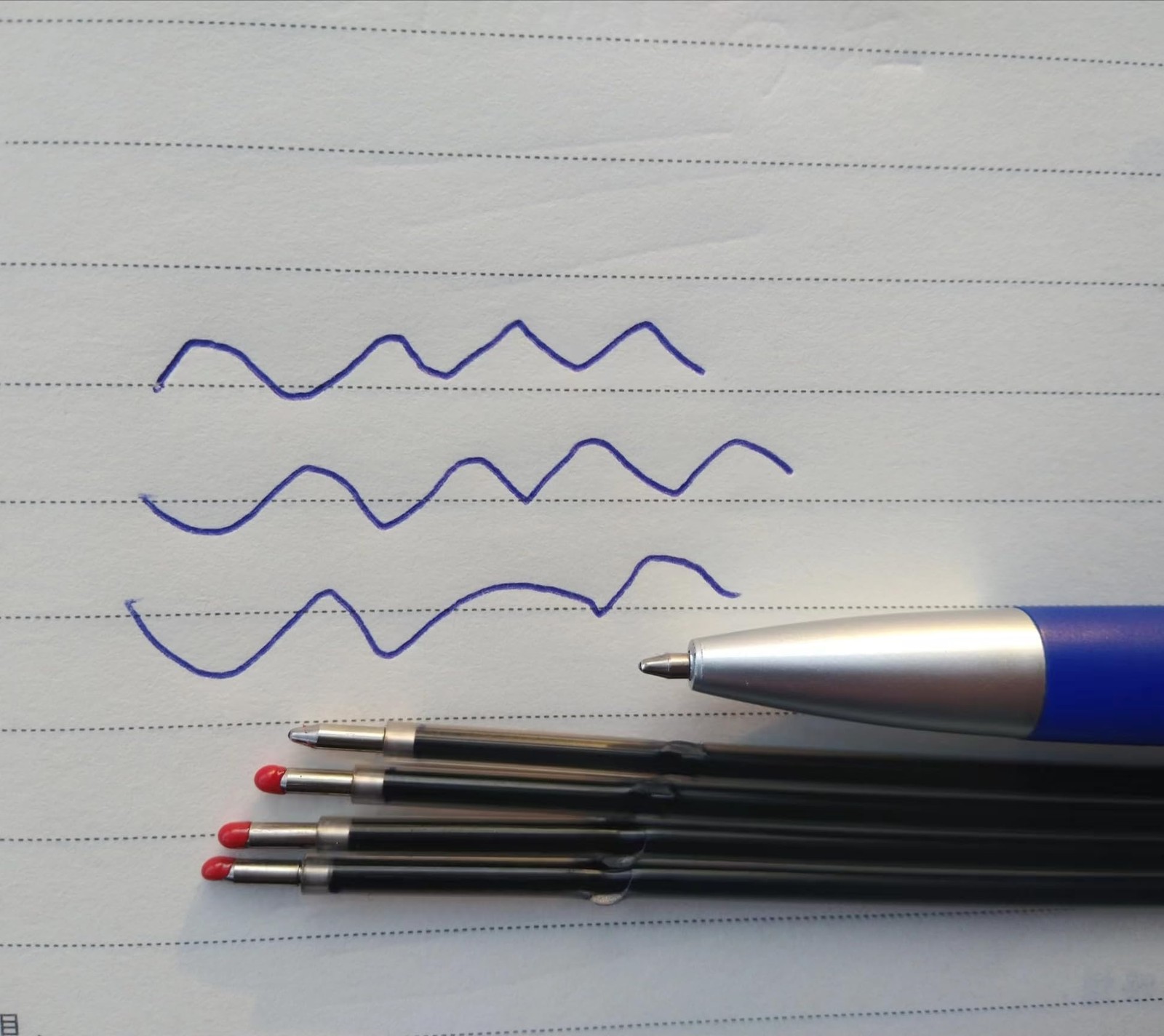 100 Pcs 0.7 Ball Pen Refills,Retractable Point Refill,Blue Blue