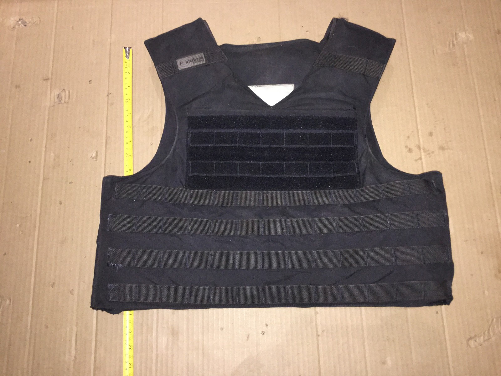 22-15 tactical body armor – point blank Plate Carrier w / IIIA in good shape