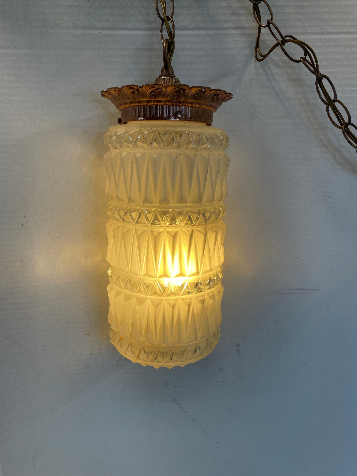 Vintage Diamond Point Glass Cylinder Hanging Swag Lamp MCM Mid Century 16″
