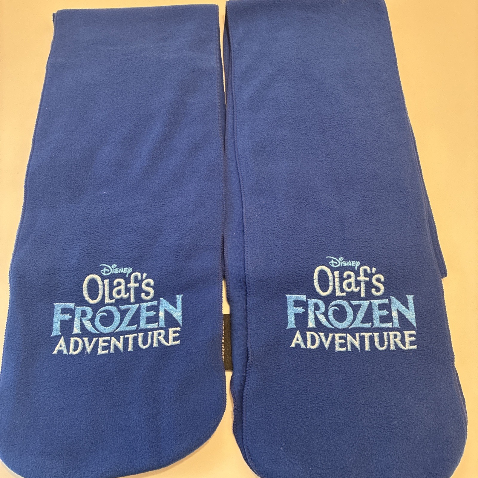 Olaf Frozen Adventure Micro Fleece Scarf Blue Film Festival Member Cruise NEW