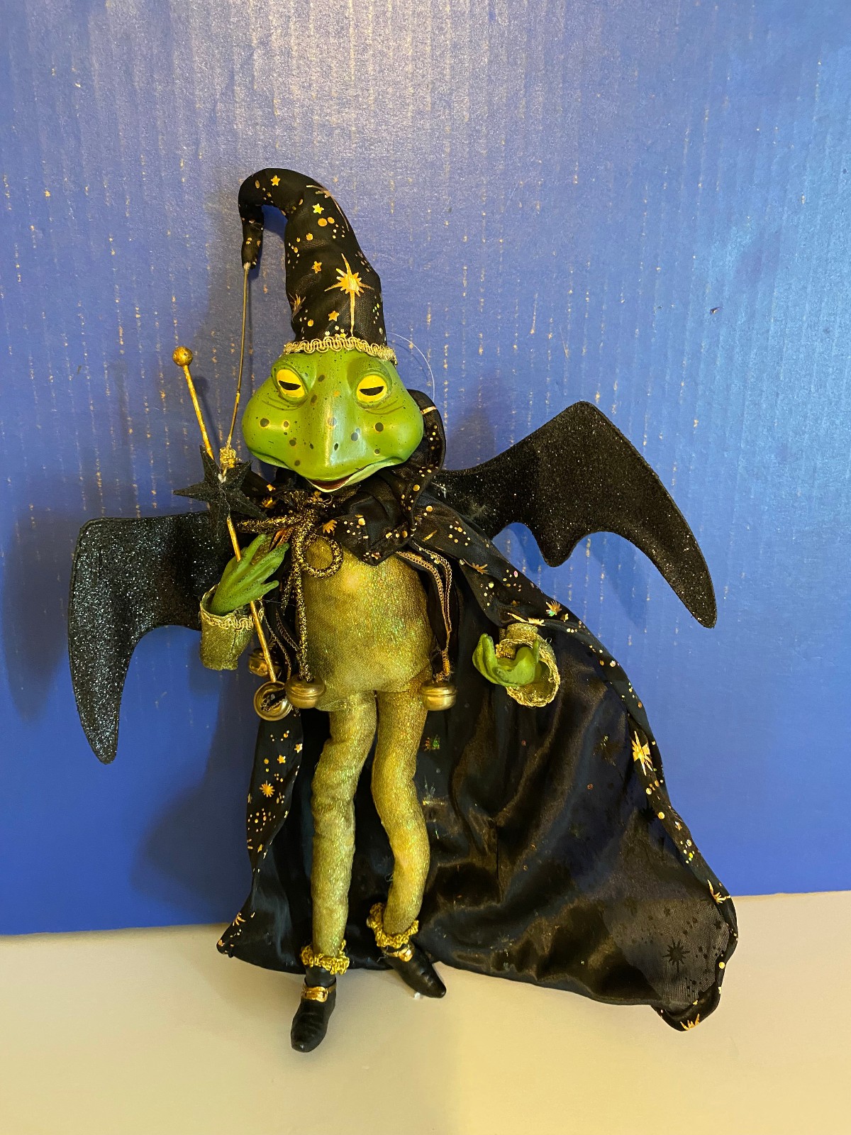MARK. ROBERTS HALLOWEEN FROG WIZARD GOBLIN 14″ POSEABLE NIB