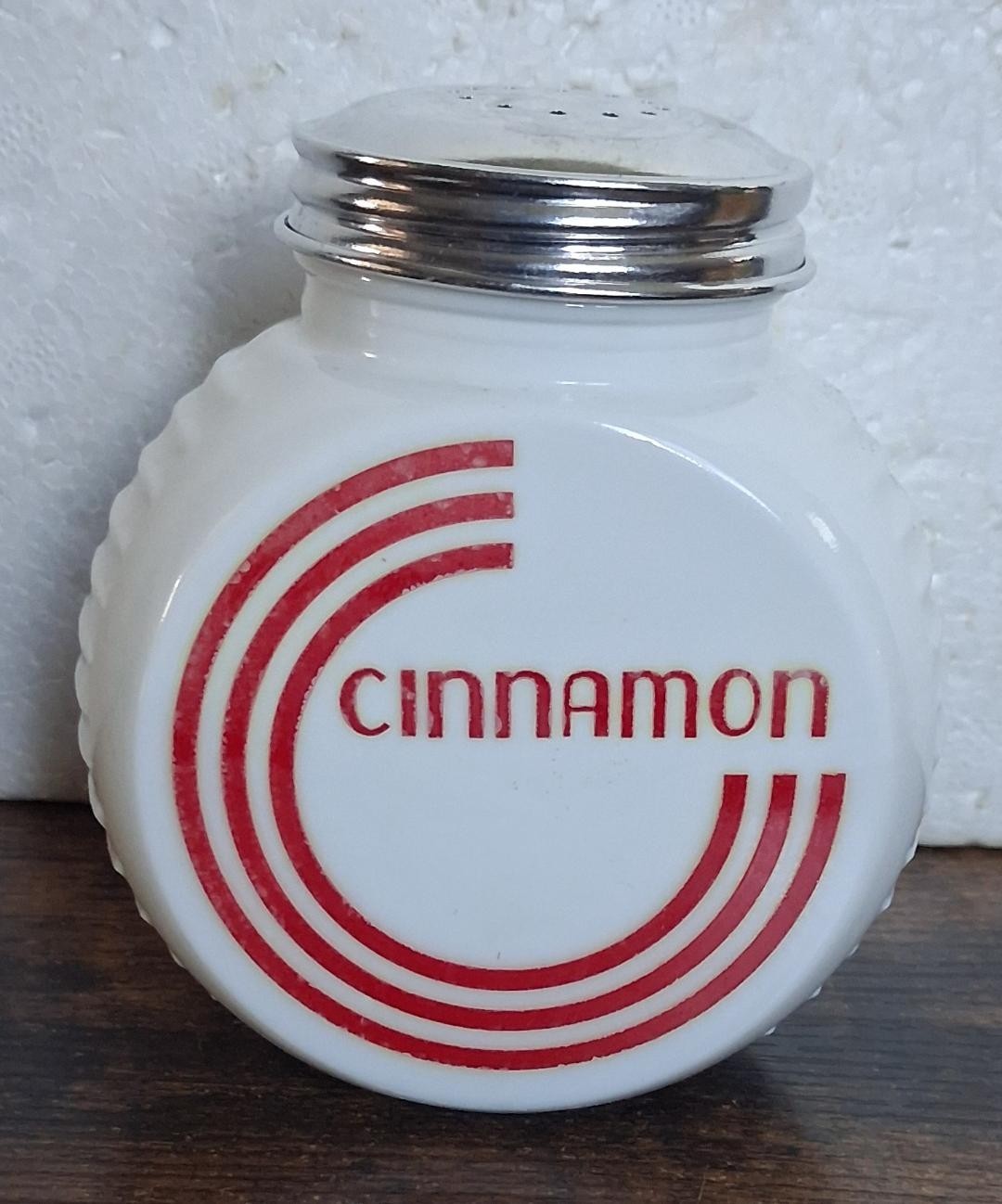 Cinnamon Shaker White Glass Decorated with Lid Home Office