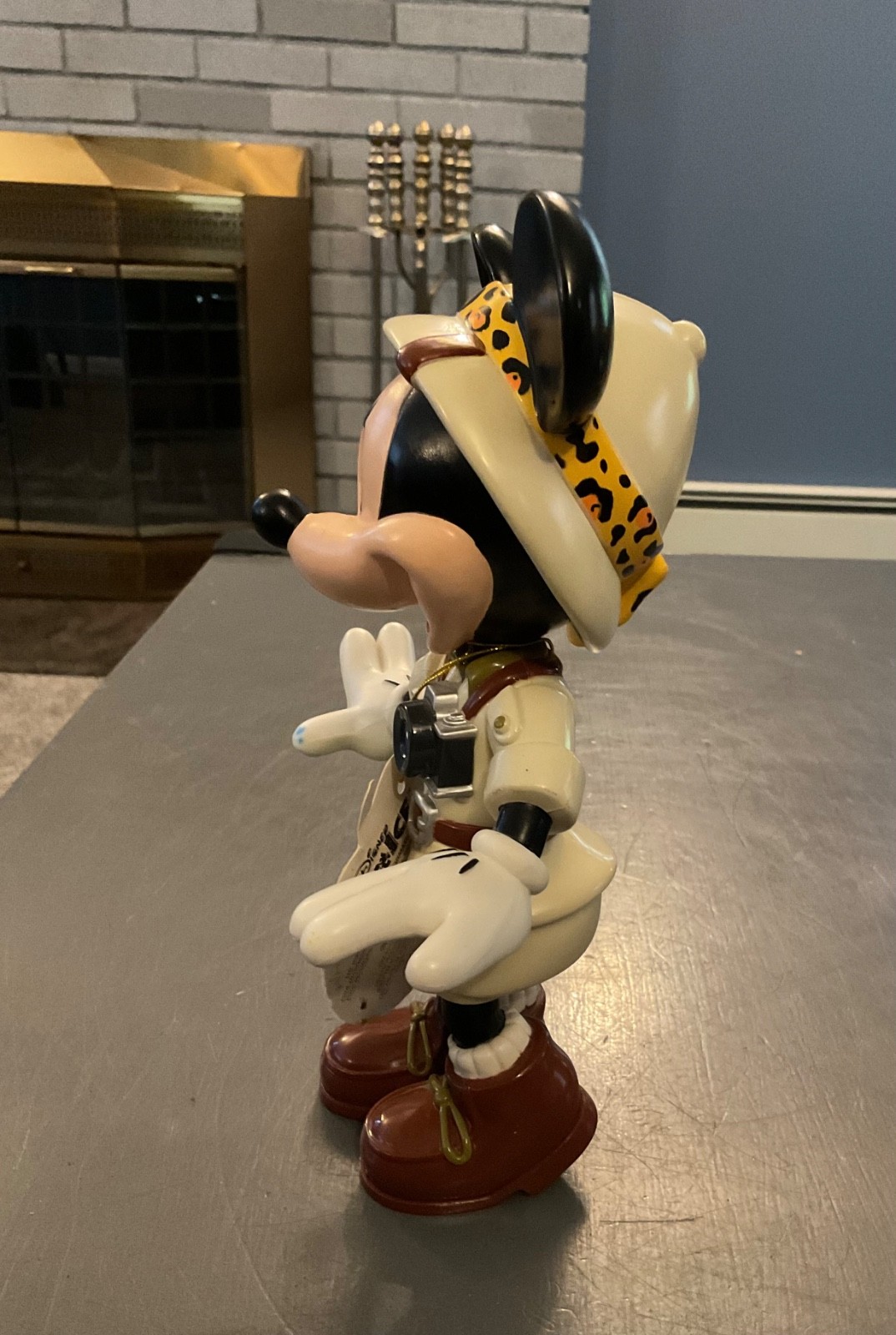 Disney On Ice Minnie Mouse Safari Posable Movable Figurine