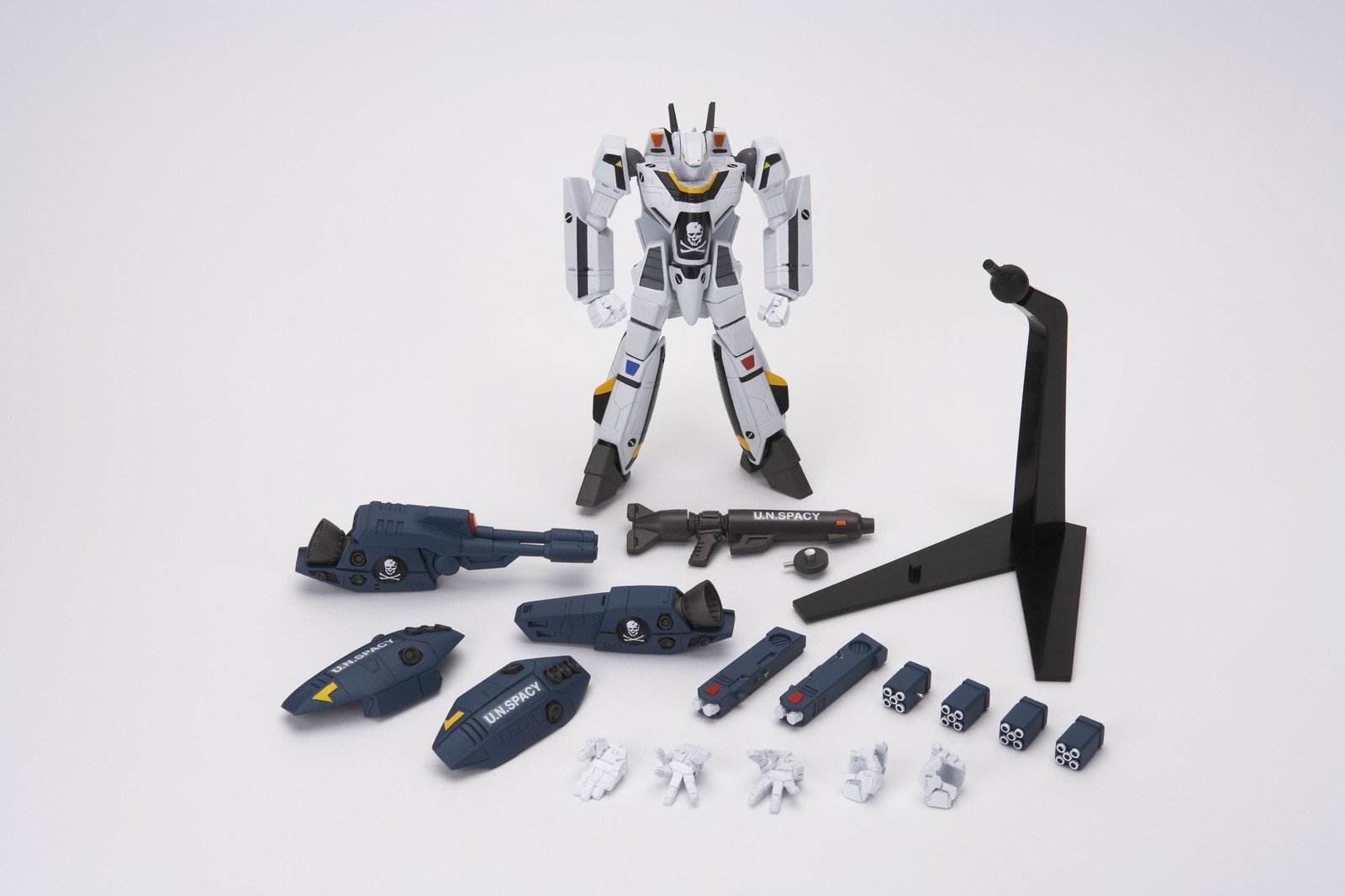 Revoltech No.36 Macross Strike Valkyrie VF-1S Roy Focker Type Kaiyodo
