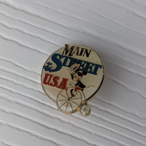 Disneyland 30th Anniversary Series Mickey Main Street USA Vintage Pin #A