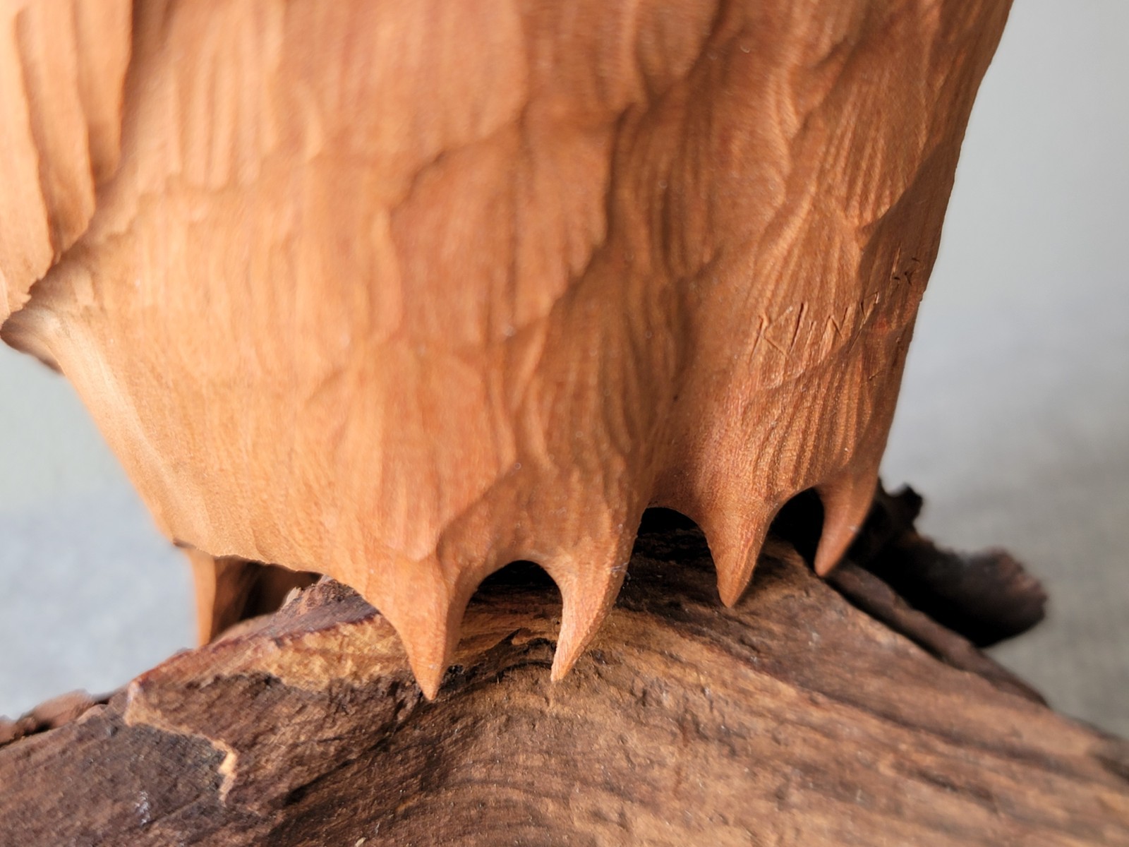 VTG 1989 Artist Carved Wood OWL on Driftwood SCULPTURE by Klingbeil (WI) 8.5″