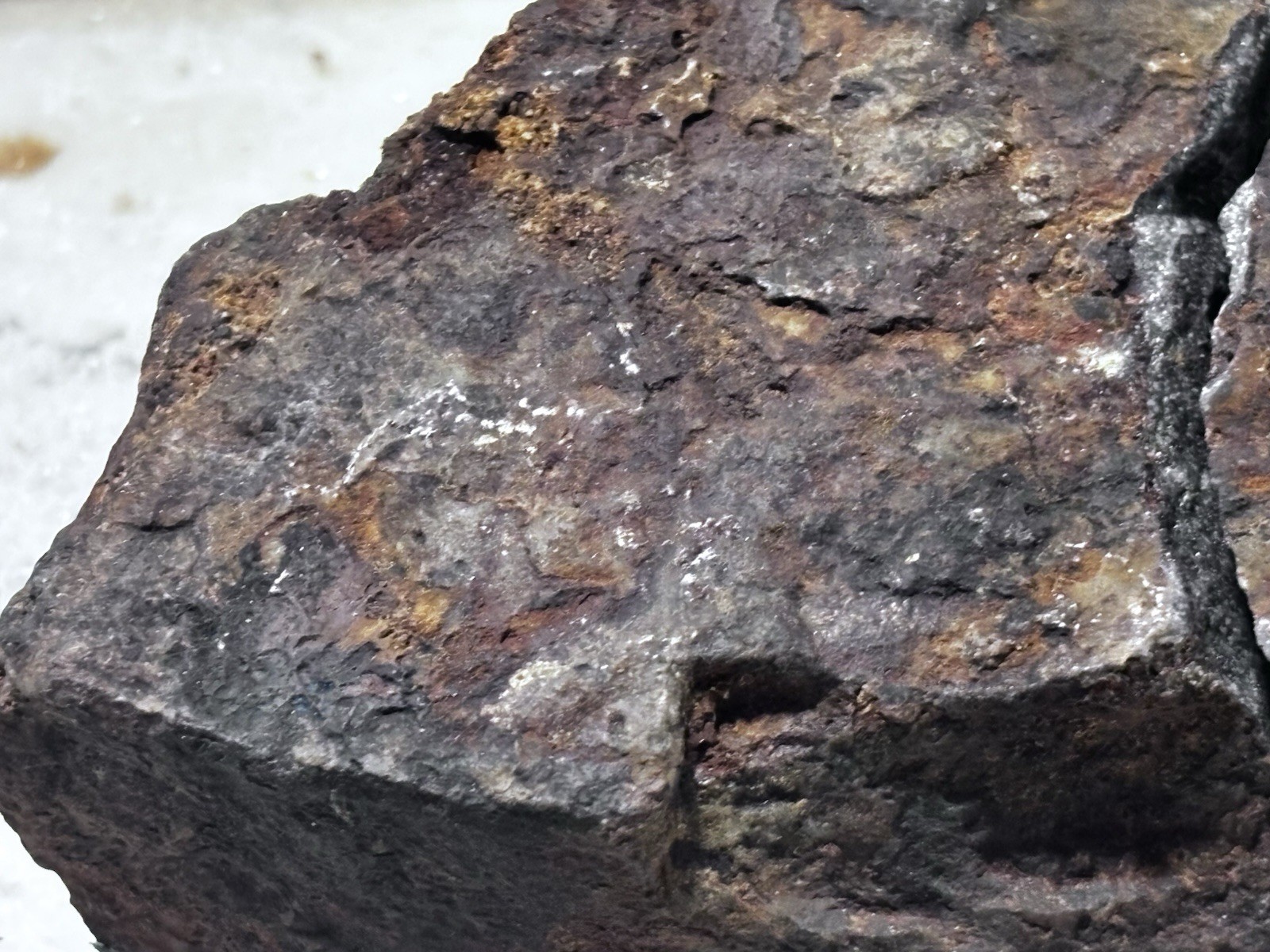arizona gold silver copper ore sample looks to be loaded with calaverite.