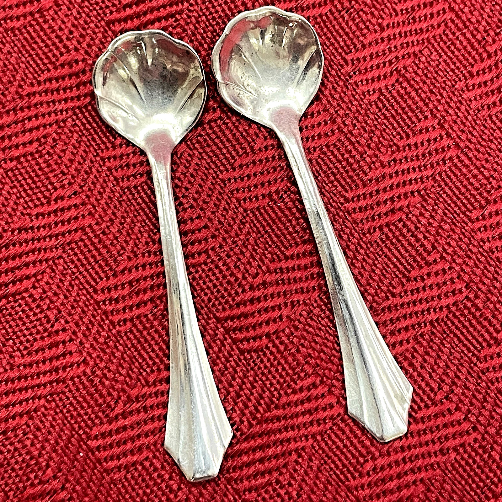 VINTAGE OVAL SALT CELLARS WITH SPOONS AND COBALT BLUE GLASS LINERS SET OF 2