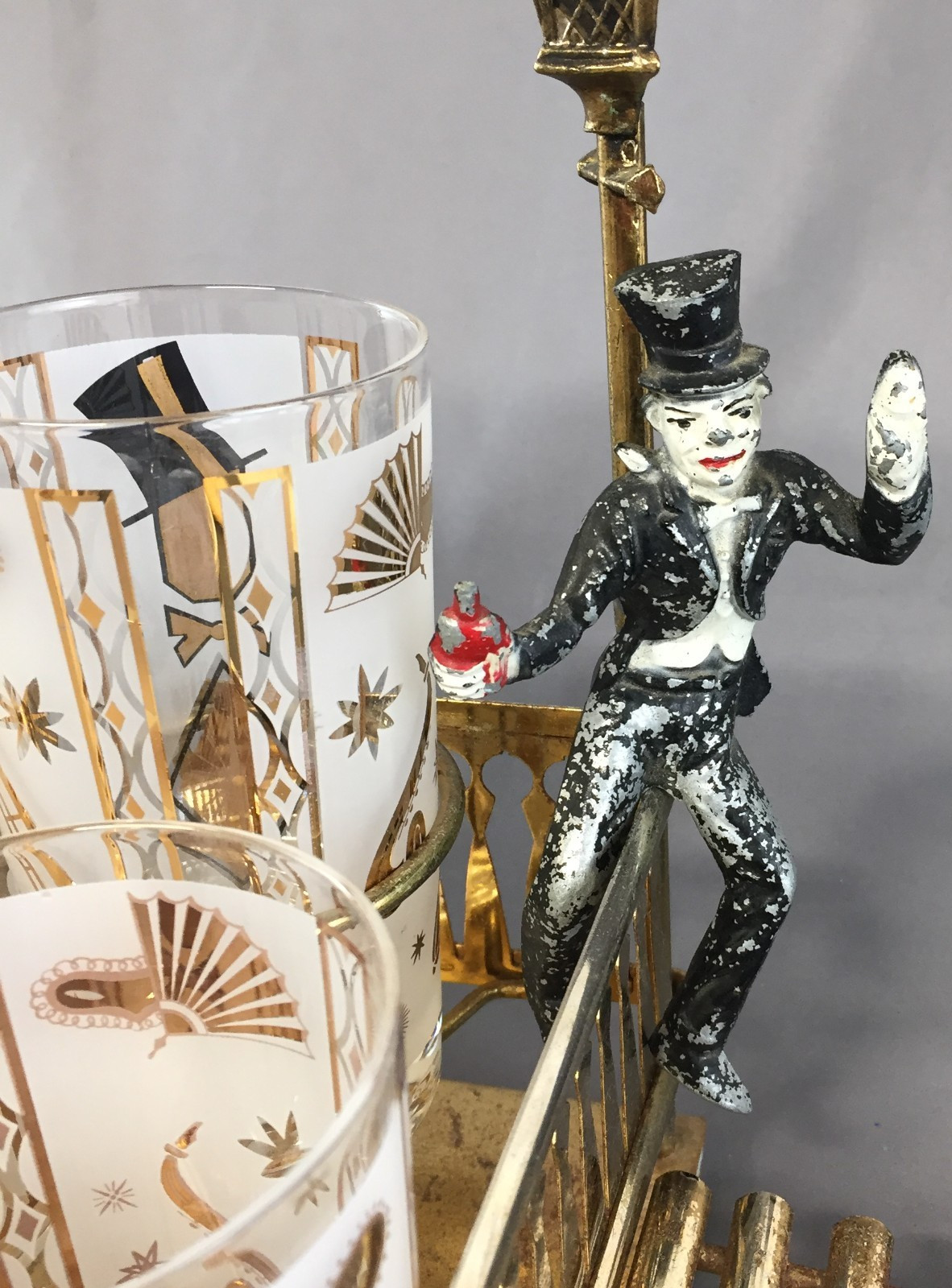 RARE Vintage Glenshaw Winking Man Glass Bar Set – SEE PICTURES/DESCRIPTION!