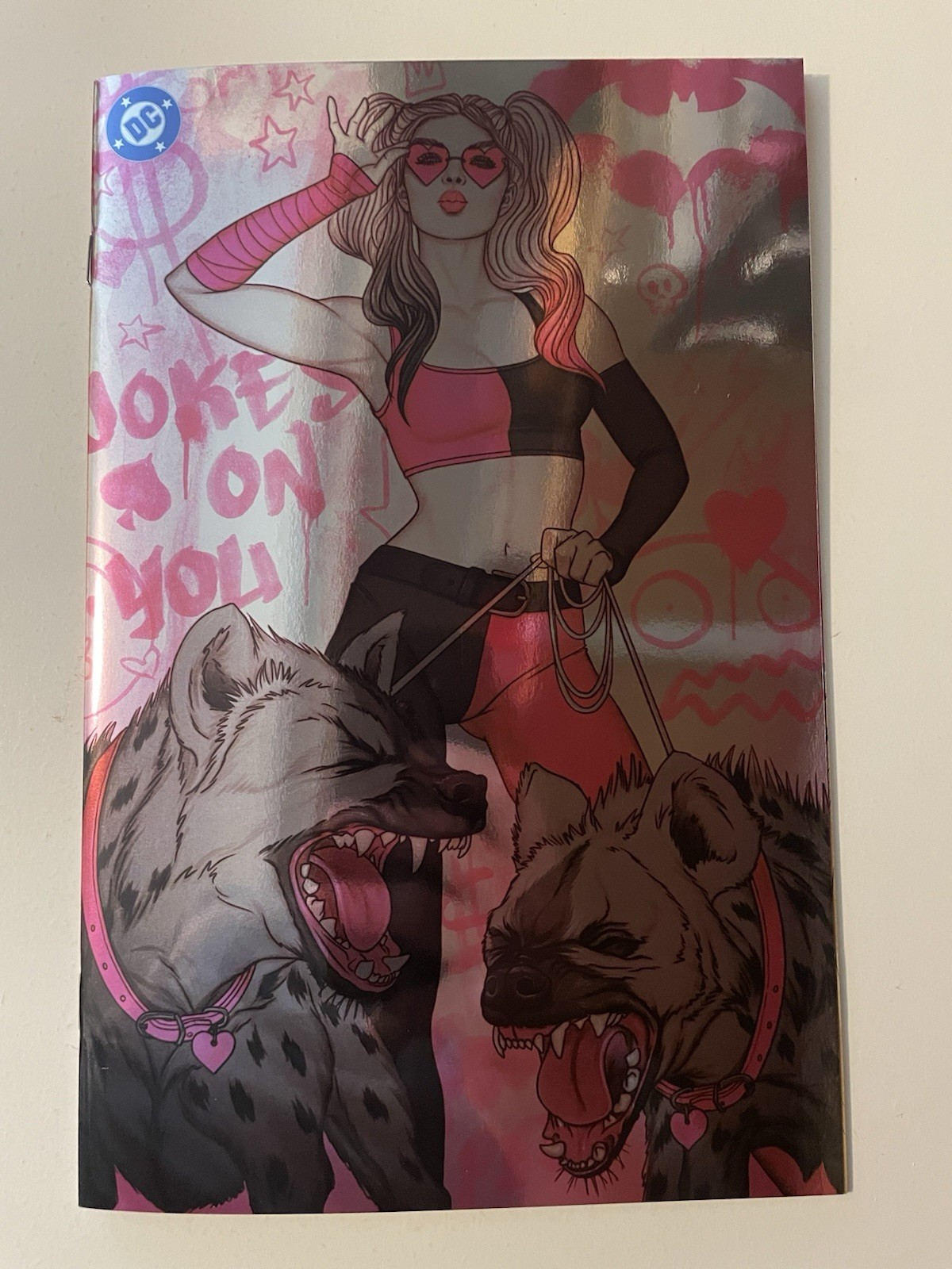 HARLEY QUINN 51 JENNY FRISON FOIL VIRGIN HEROES CON VARIANT 937/1000 COA DC