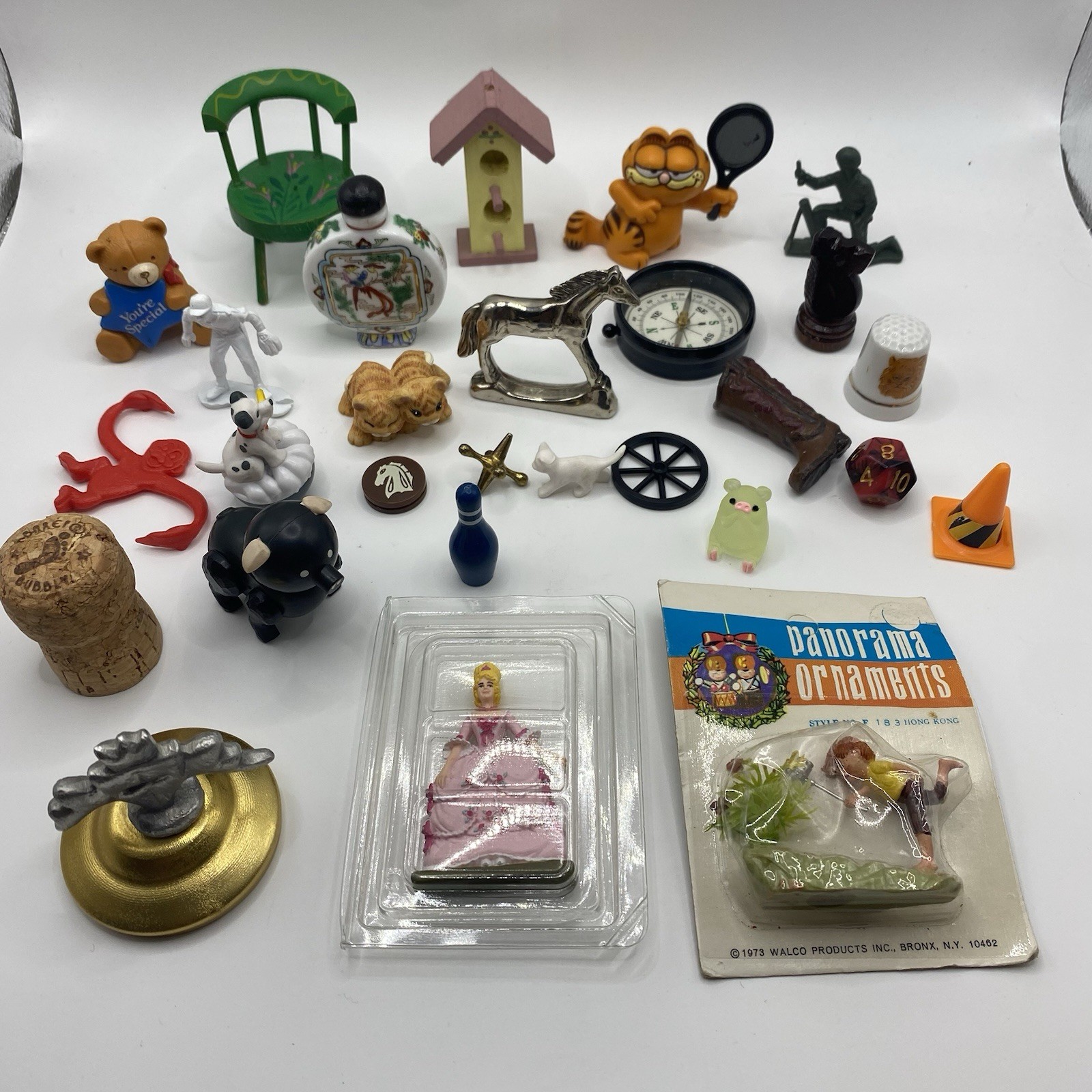 Miniature Trinket Shelf Mini Item Mixed Lot Toys Game 25+ Pieces Vintage & New