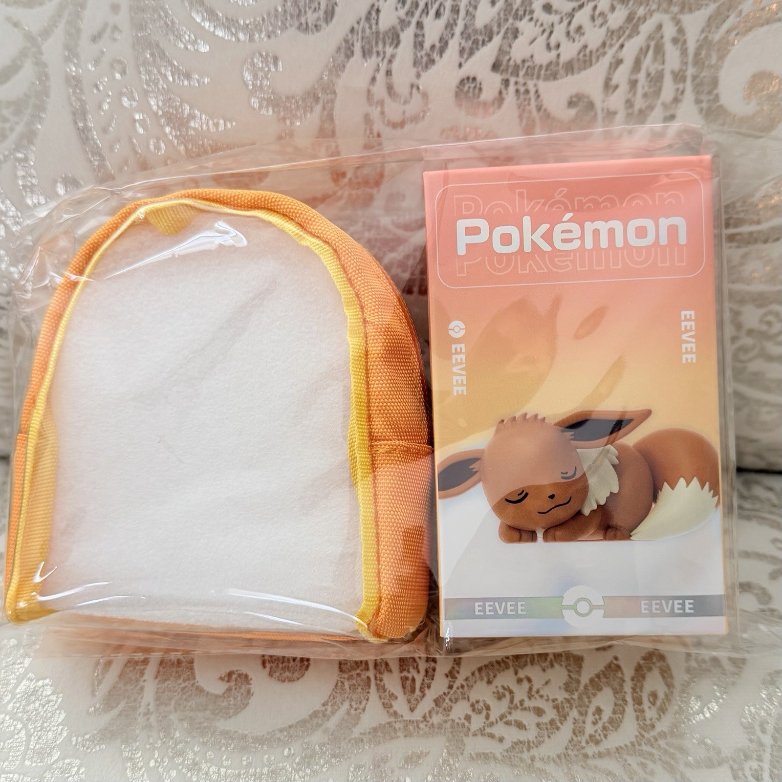 Pokemon Pikachu Eevee DIY Display Figure With Mini Portable Keychain Backpack