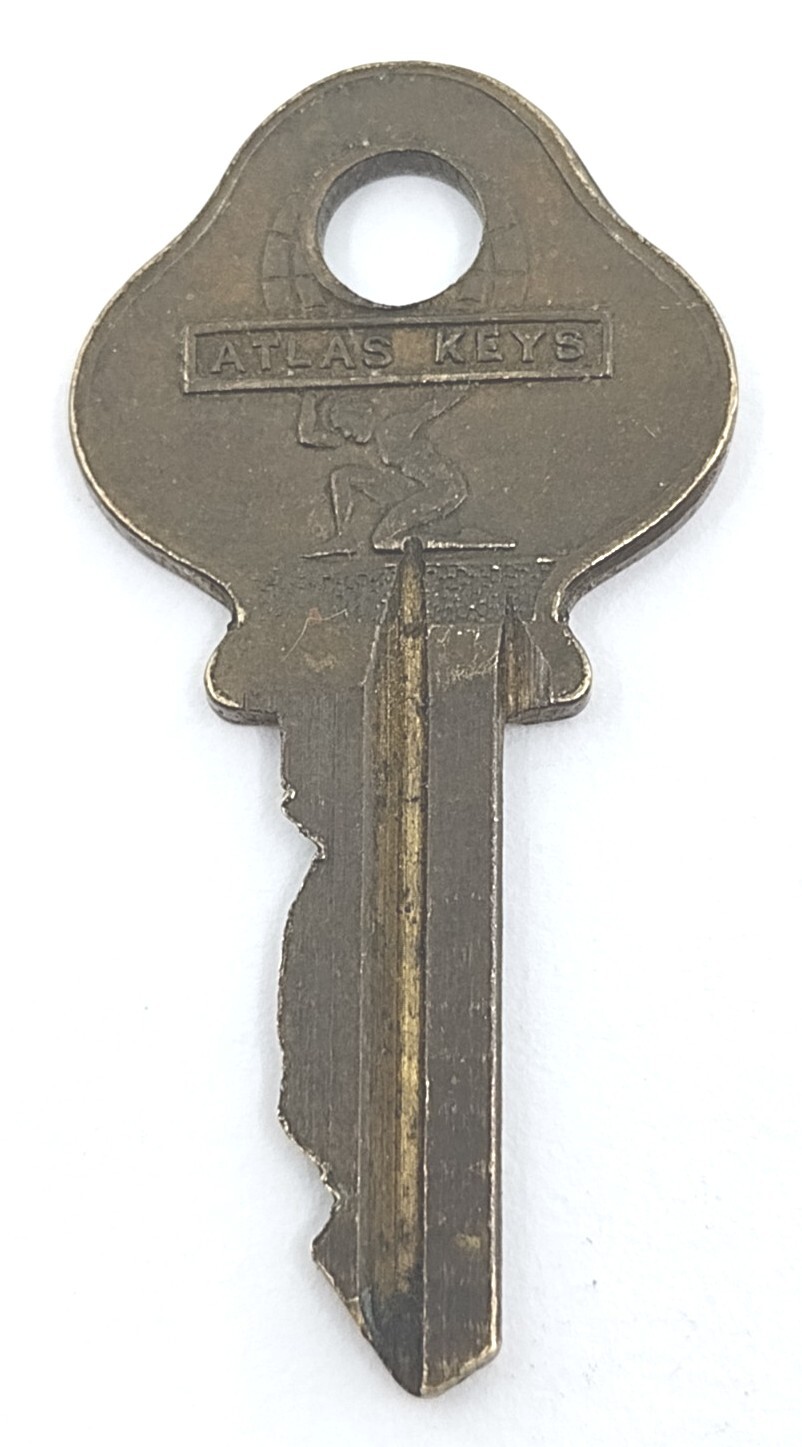Vintage Key ATLAS 155 B Cleveland O Appx 1-5/8″ Replacement Locks Steampunk