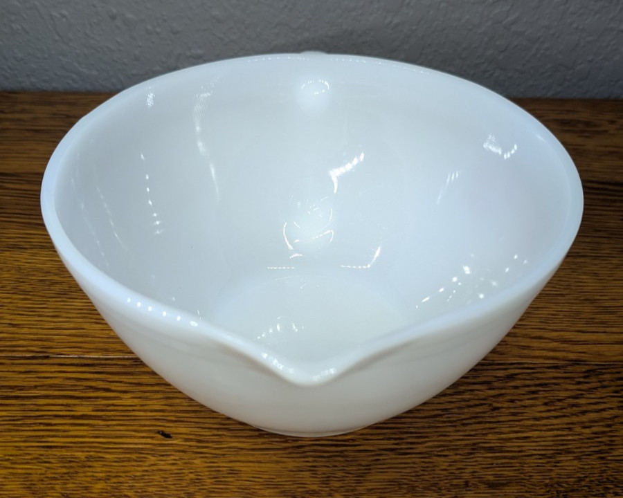 Vintage Farmers Co-Op Lakefield MN Heat Proof Batter Bowl Retro Milk Glass Bowl