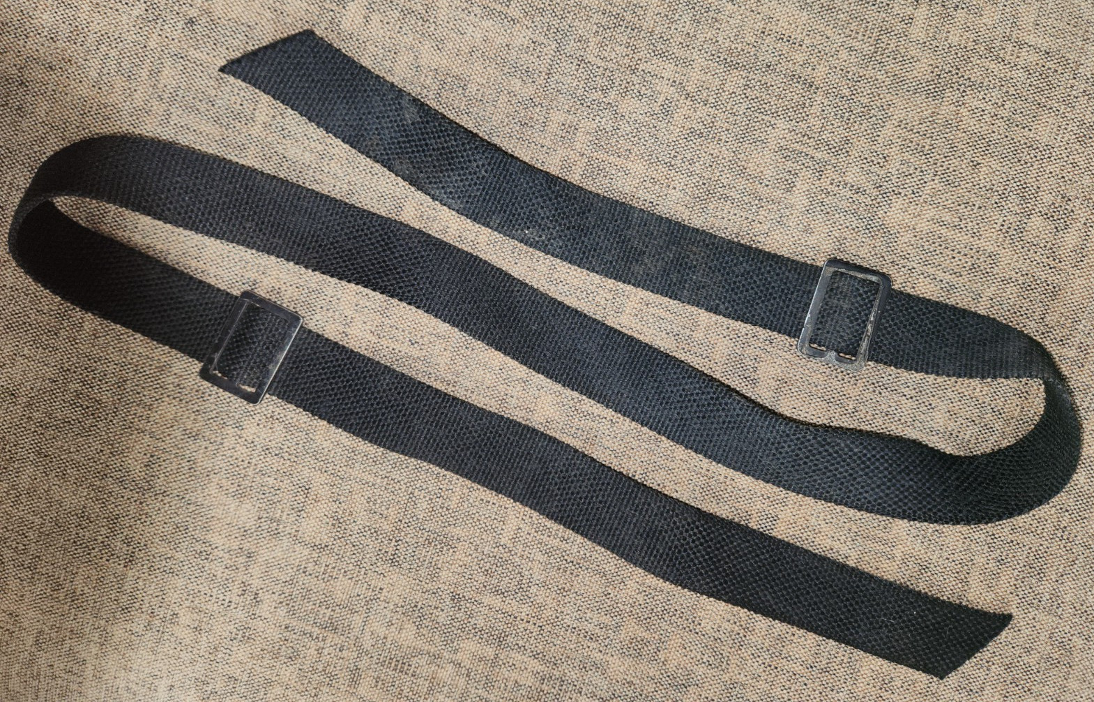 Vietnam Era Black Silent Rifle Sling – 52″ x 1.25″ – Used Surplus – Made in USA