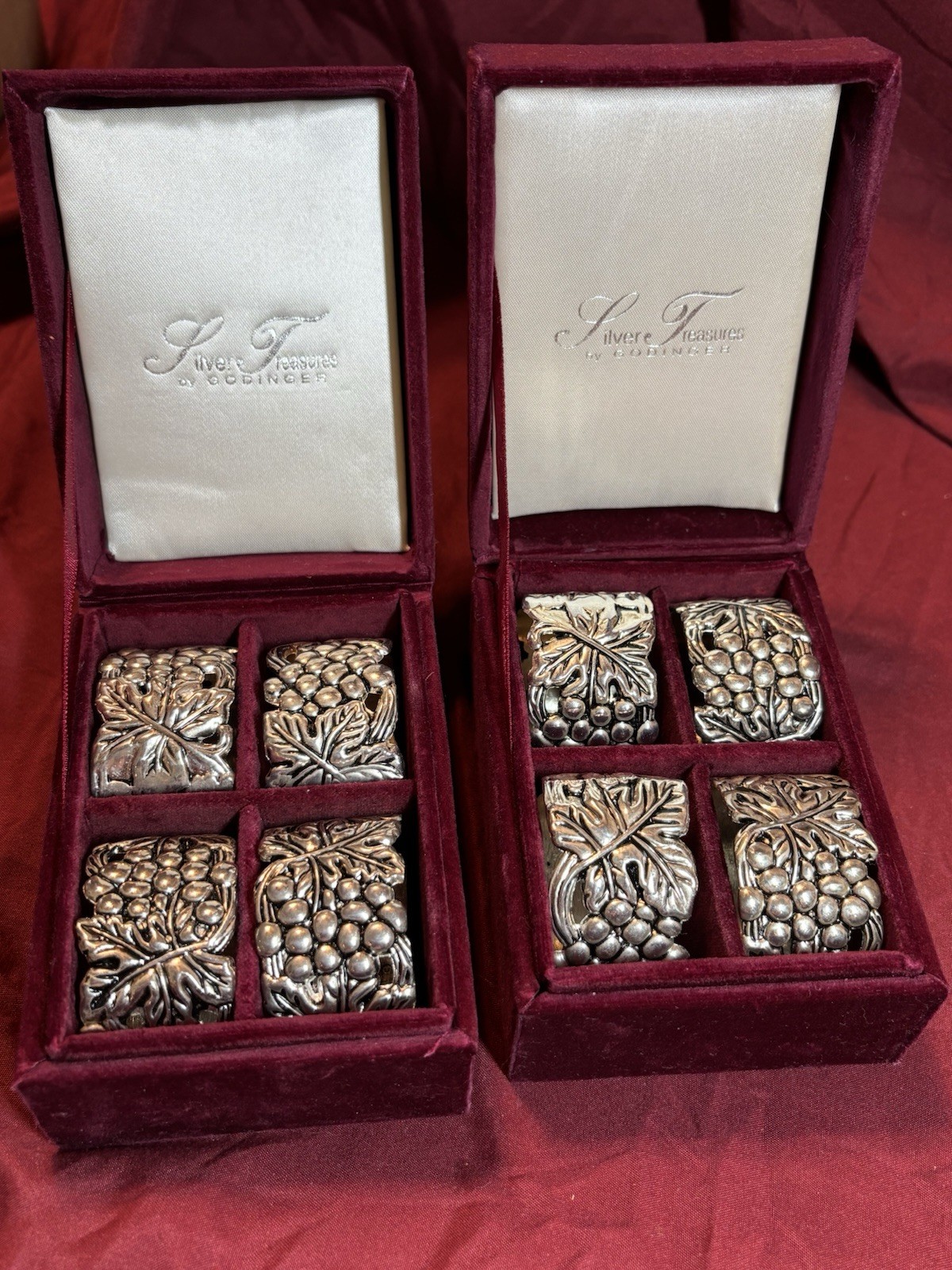 Godinger Silver Plated Grapevine Napkin Rings In Burgundy Velvet Storage Box EUC