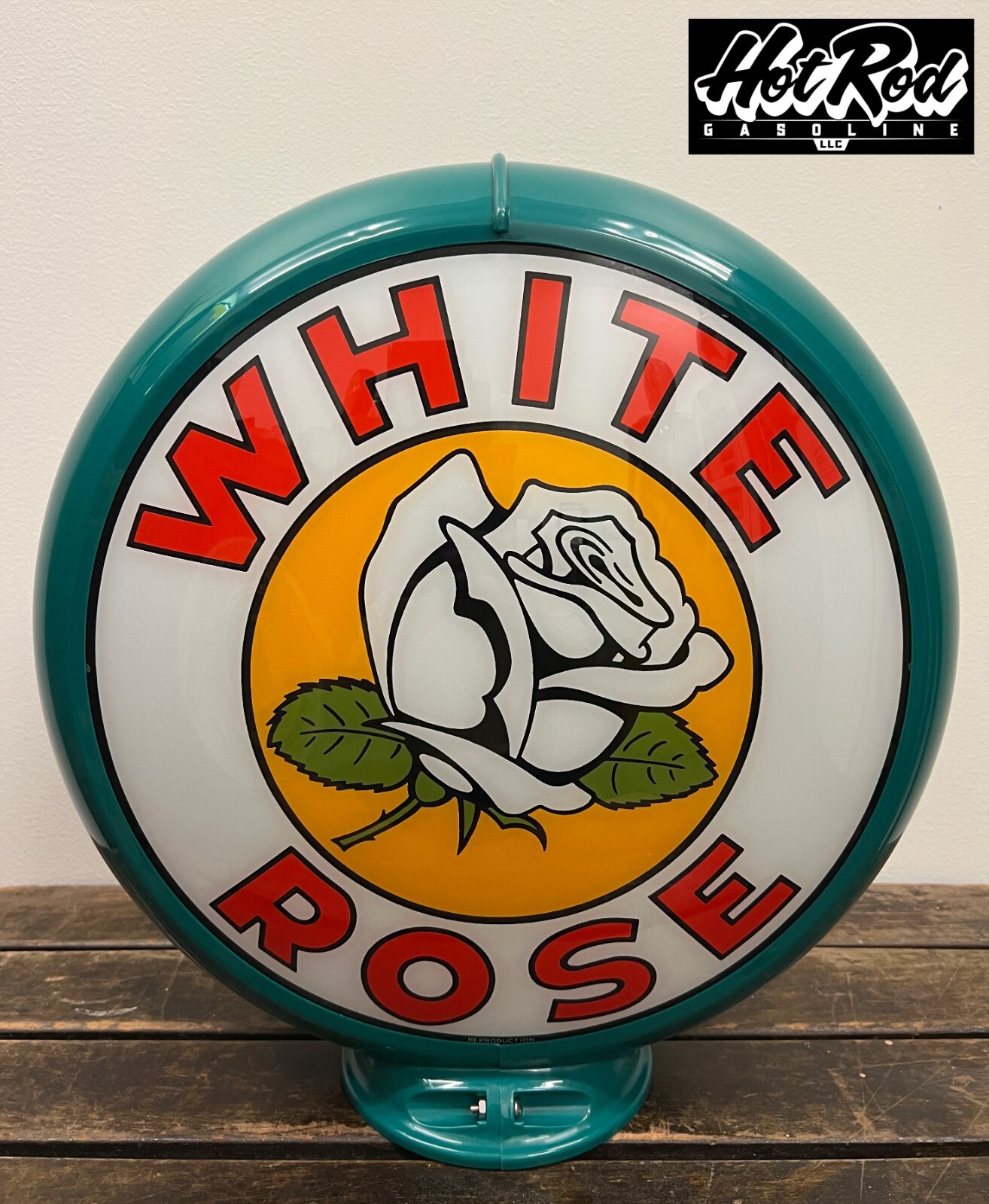WHITE ROSE Reproduction 13.5″ Gas Pump Globe – (Green Body)