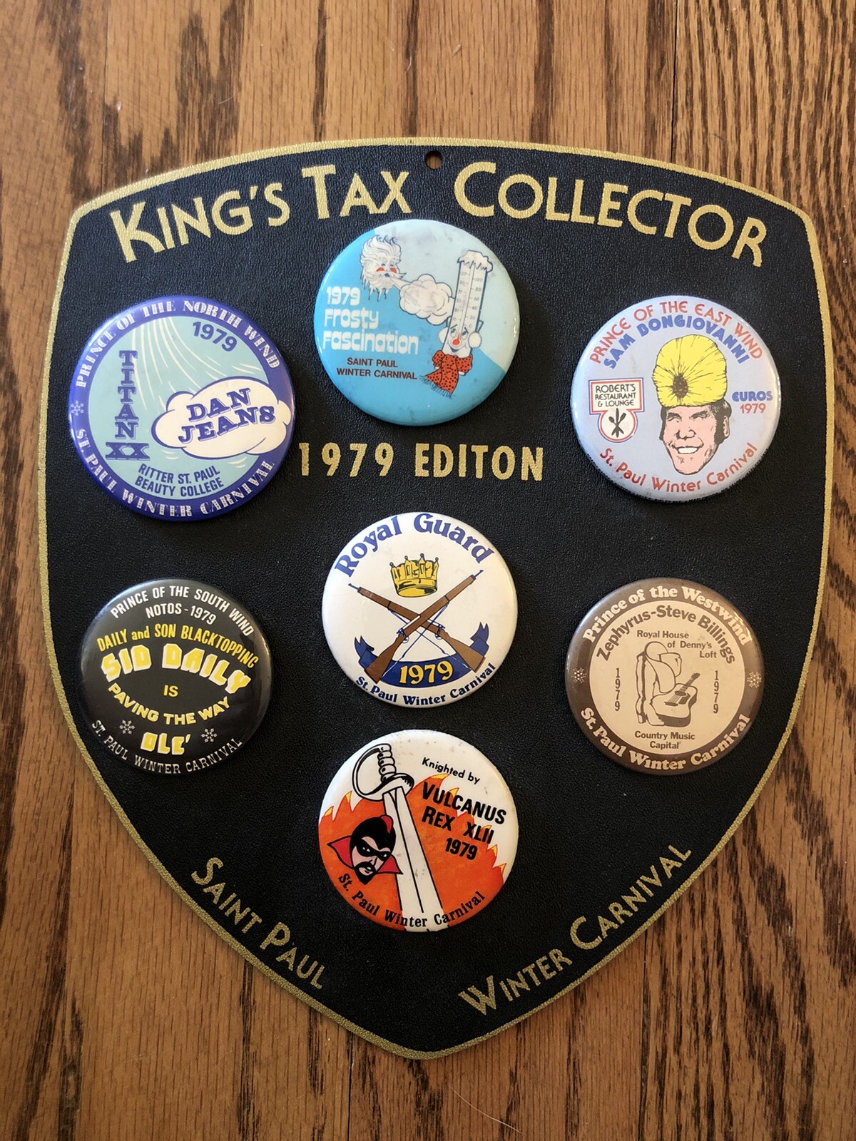 Vintage St Paul MN Winter Carnival Botton Collection 1979