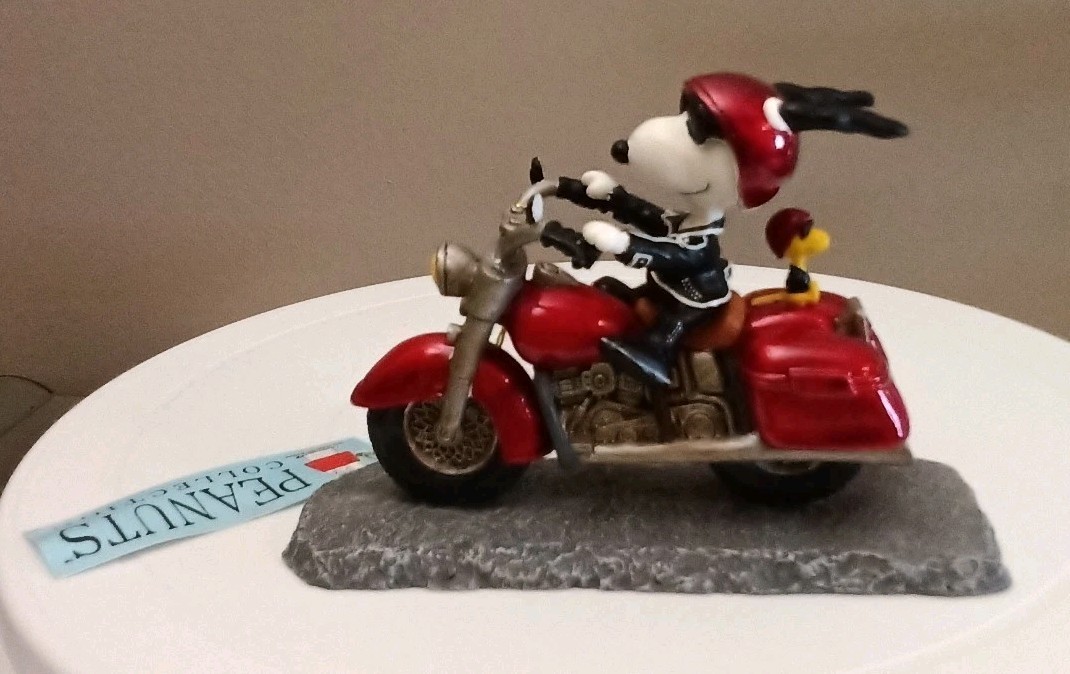 Westland Giftware JOE COOL ON MOTORCYCLE with Tag Peanuts Snoopy Woodstock