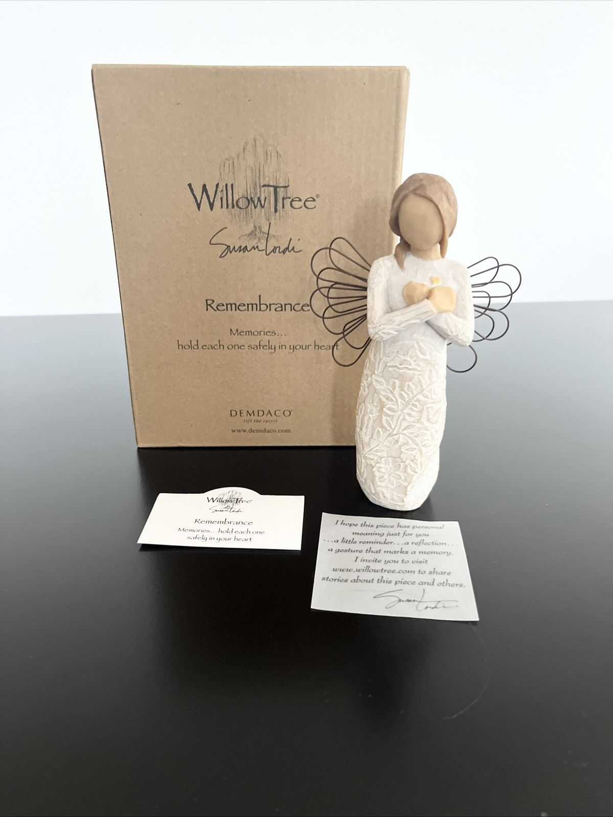 Willow Tree Remembrance Angel Lighter Skin – Hand-Painted Figure, New in Box