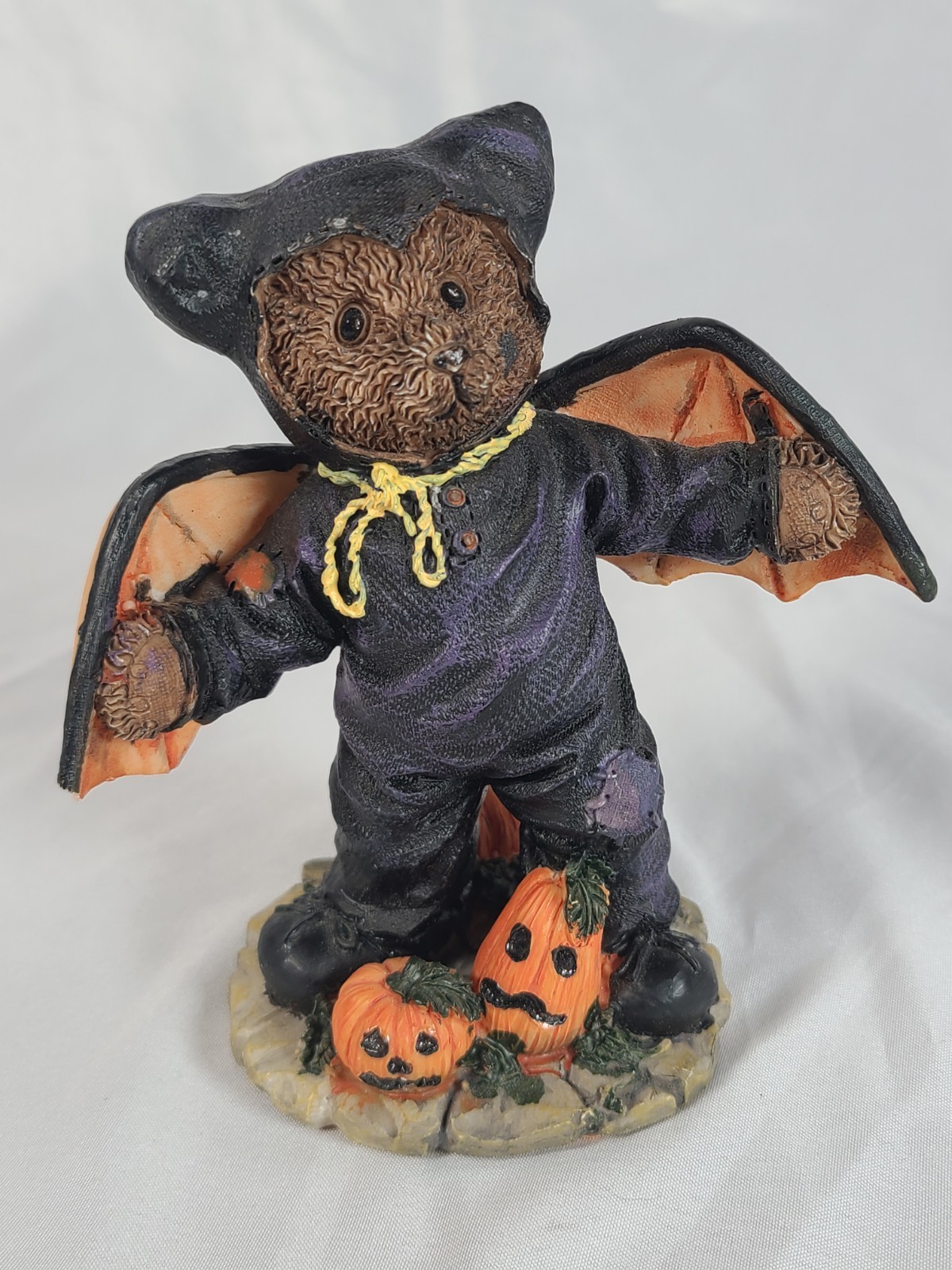 K’s Collection Halloween Teddy Bear Bat Trick Or Treat 5” Ceramic Figurine RARE